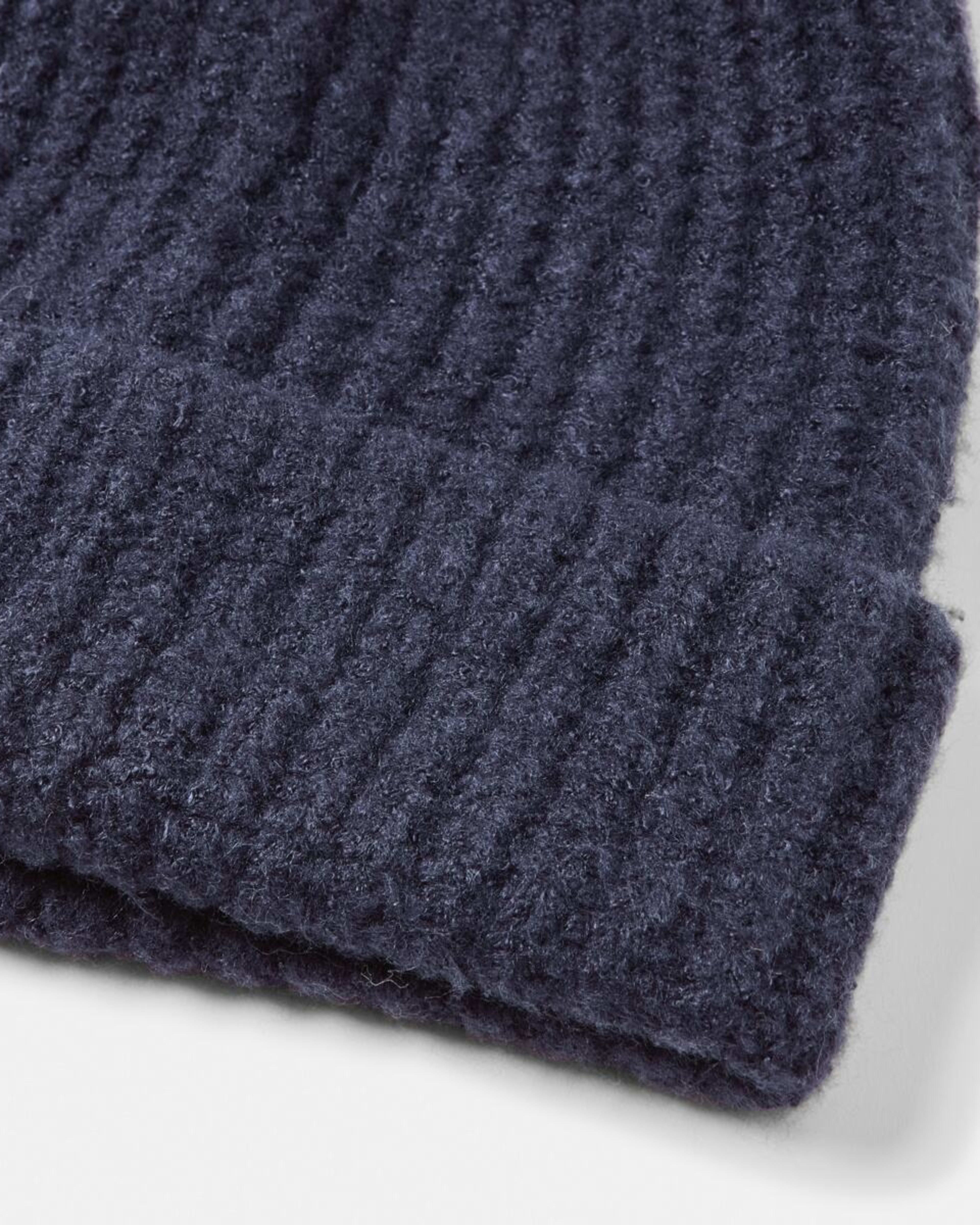 4 Rib Pom Pom Beanie Fluid Navy, 4 of 5