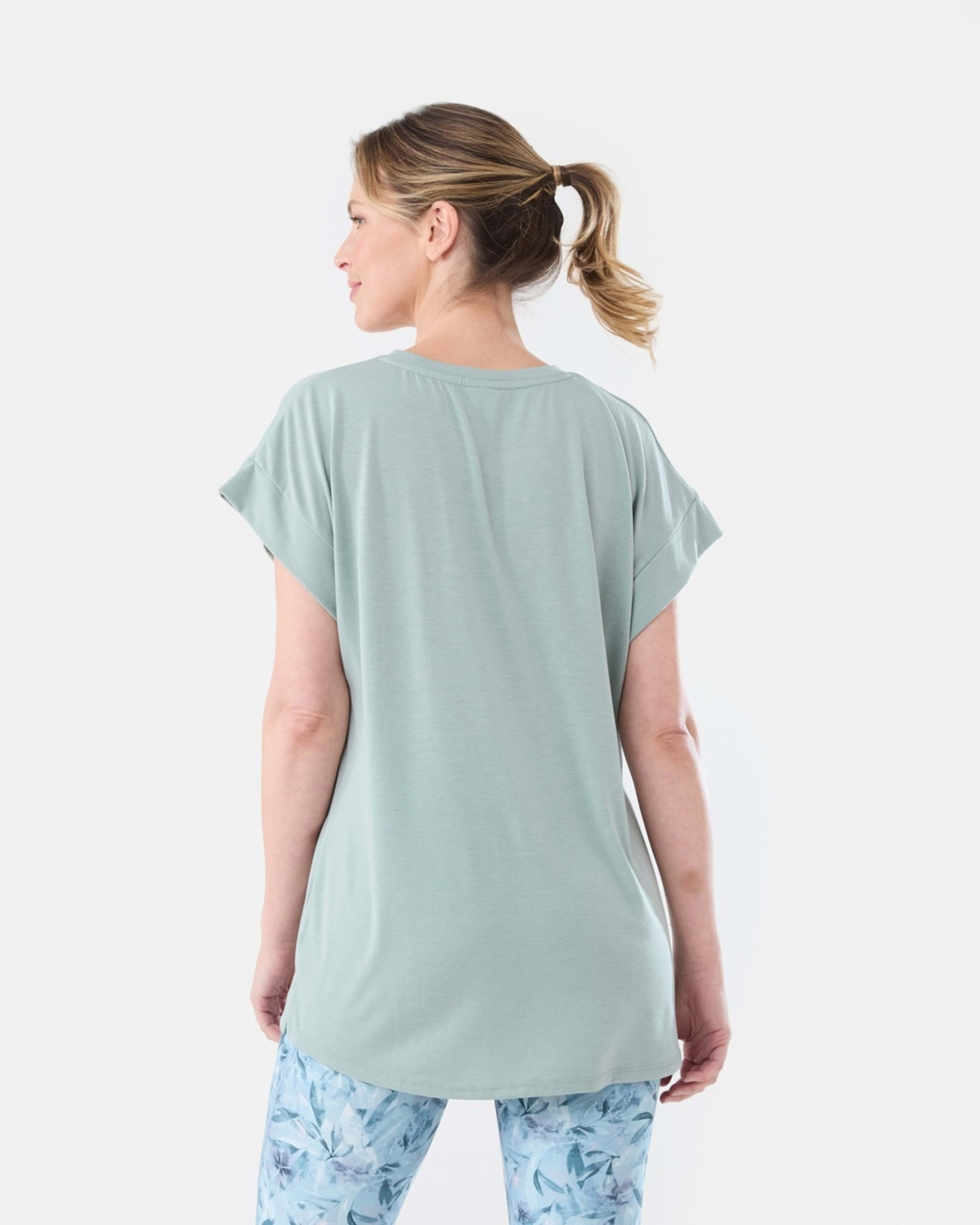 3 Everlast Womens Relaxed Longline T-shirt EVERLAST BLOCK LOGO SAGE GREEN, 3 of 5