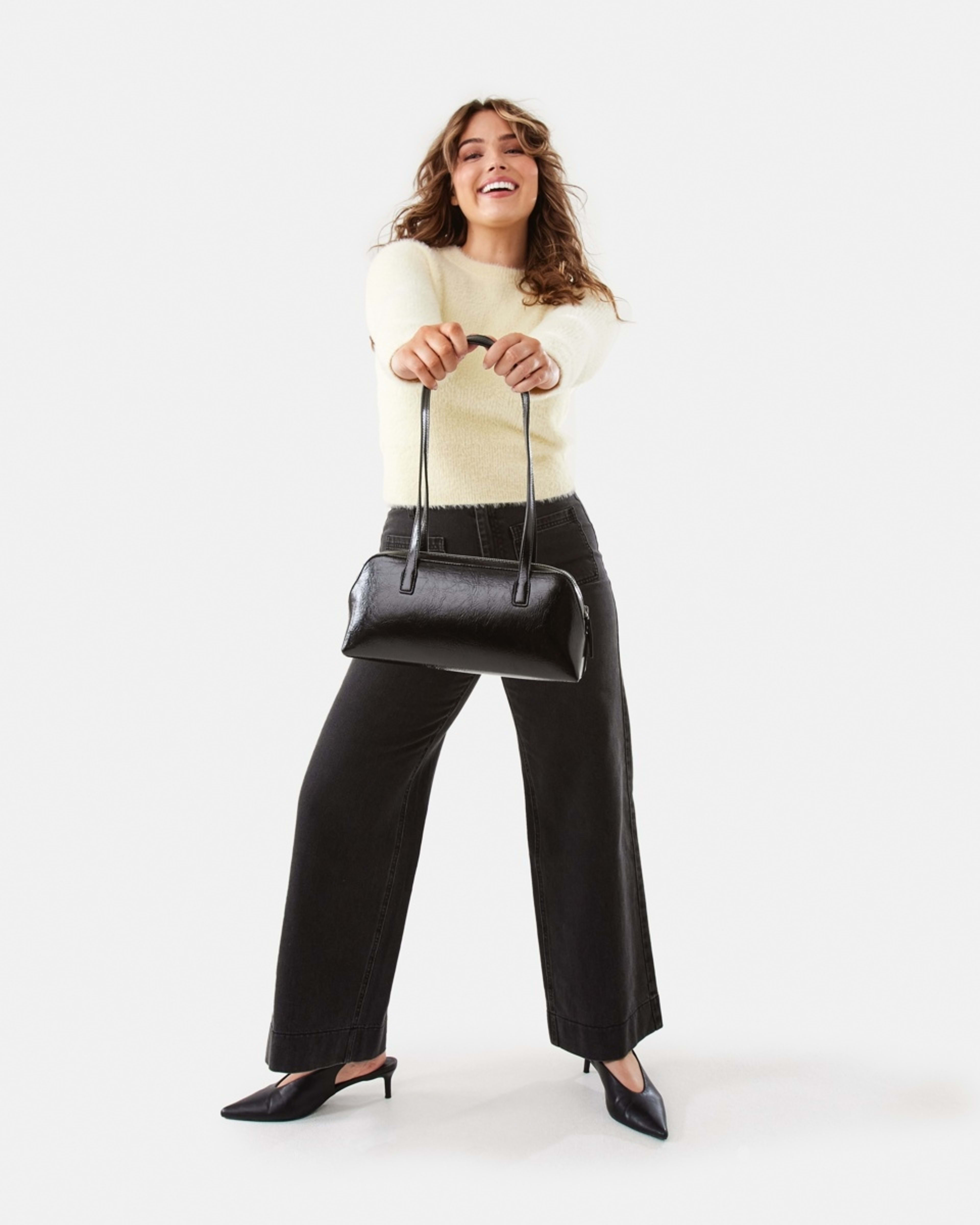 6 Shoulder Bag BLACK, 6 of 7