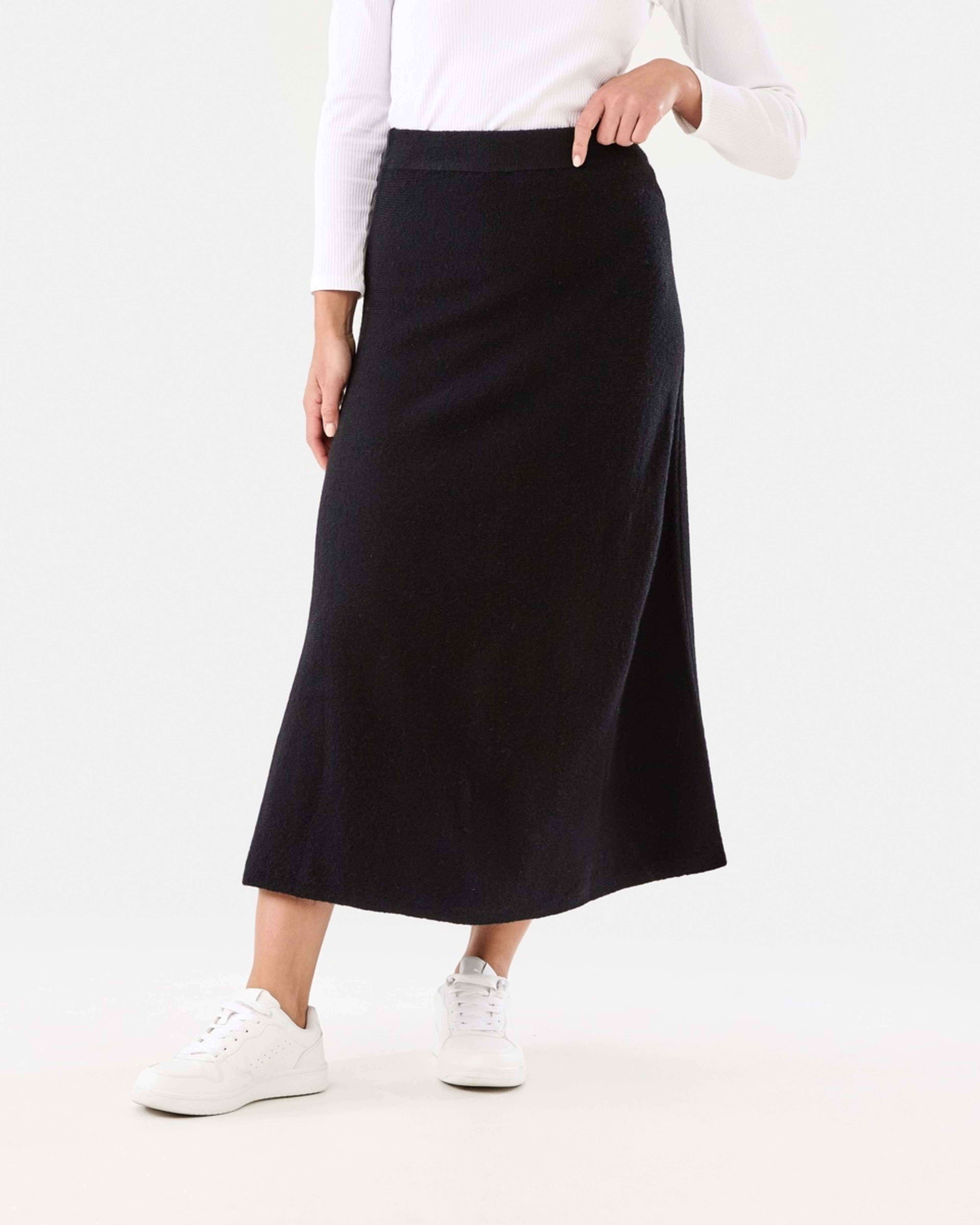 1 True Knit A-Line Maxi Skirt Black