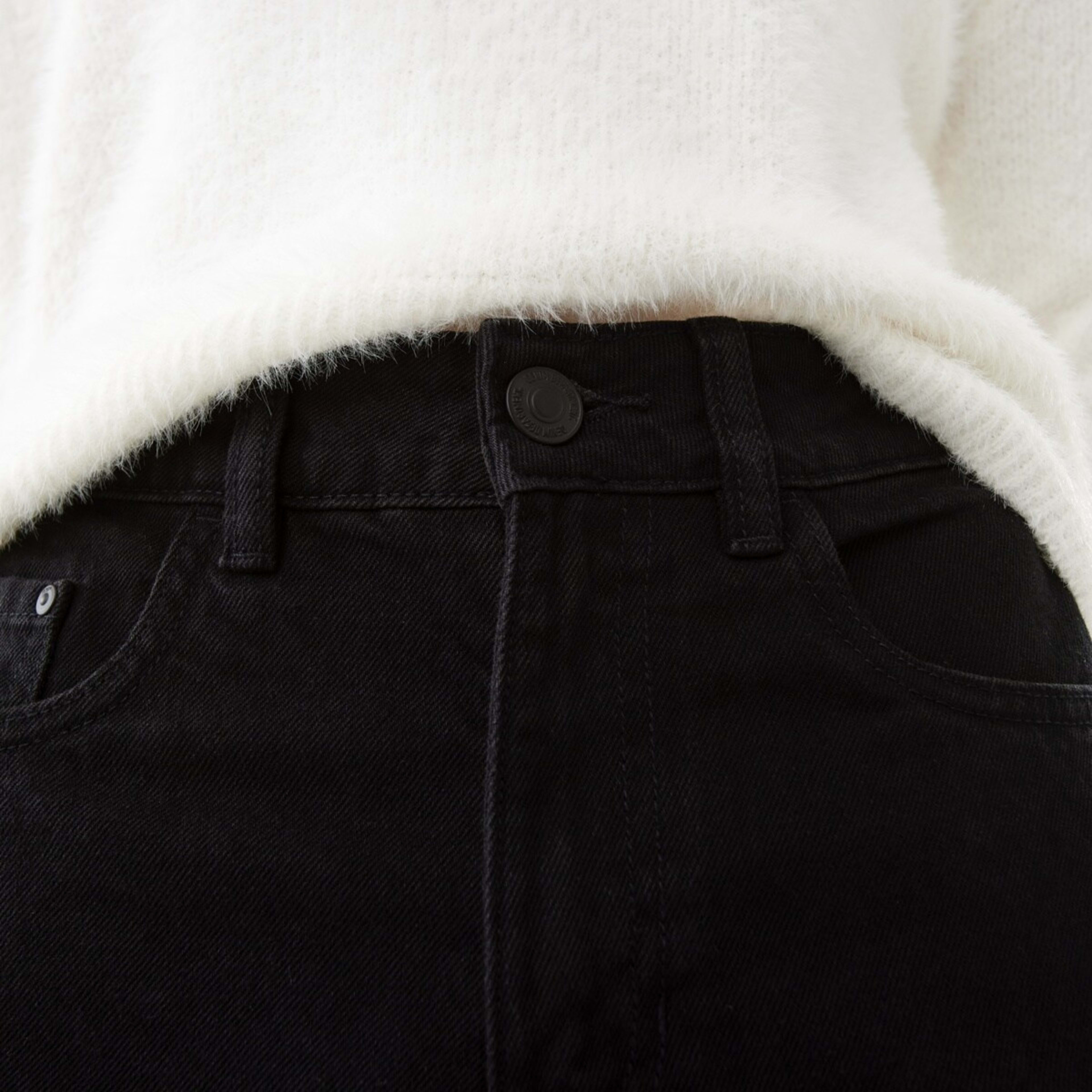 5 Raw Hem Denim Shorts Black Wash, 5 of 7