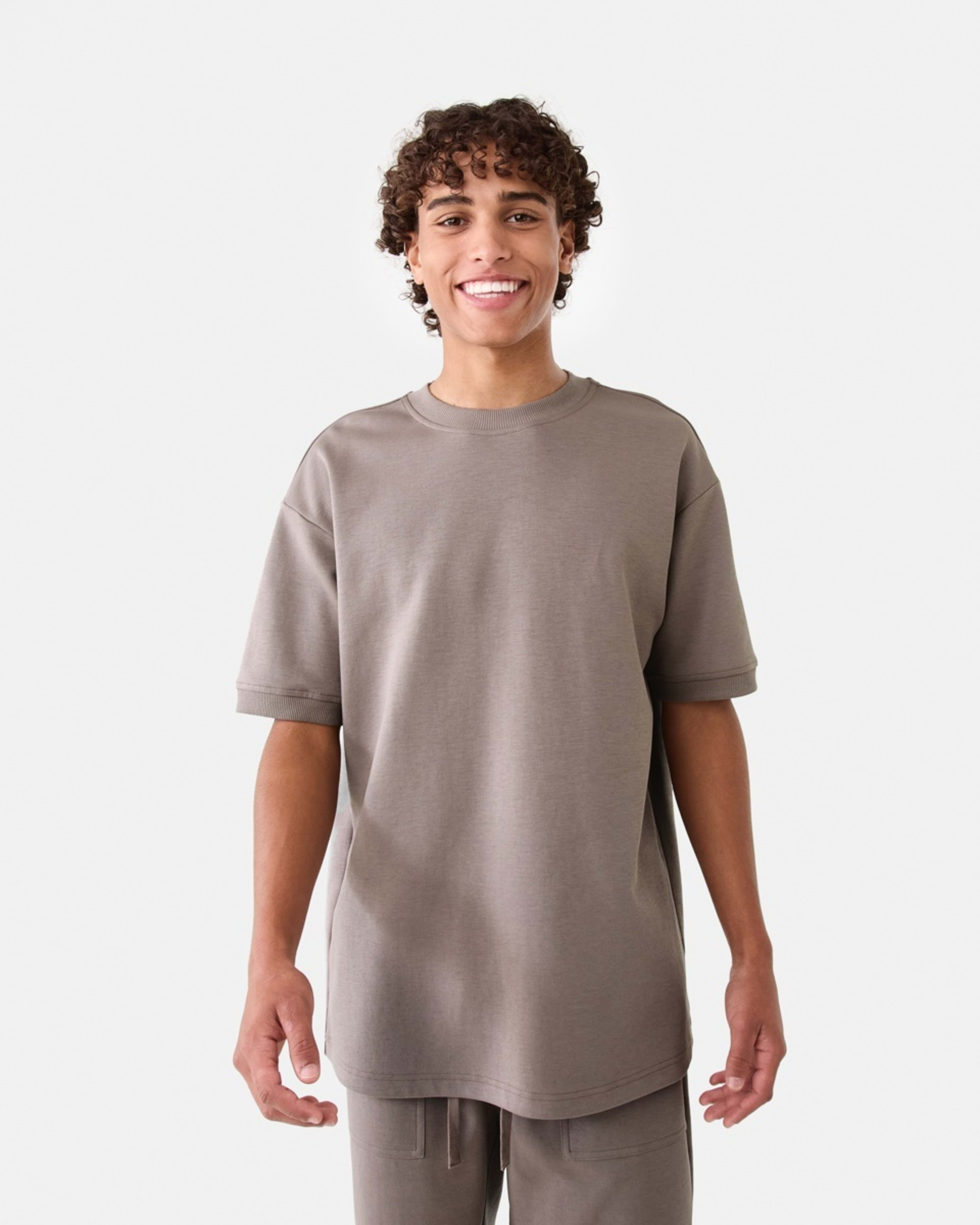 1 Oversized Interlock T-shirt DRIFT BROWN