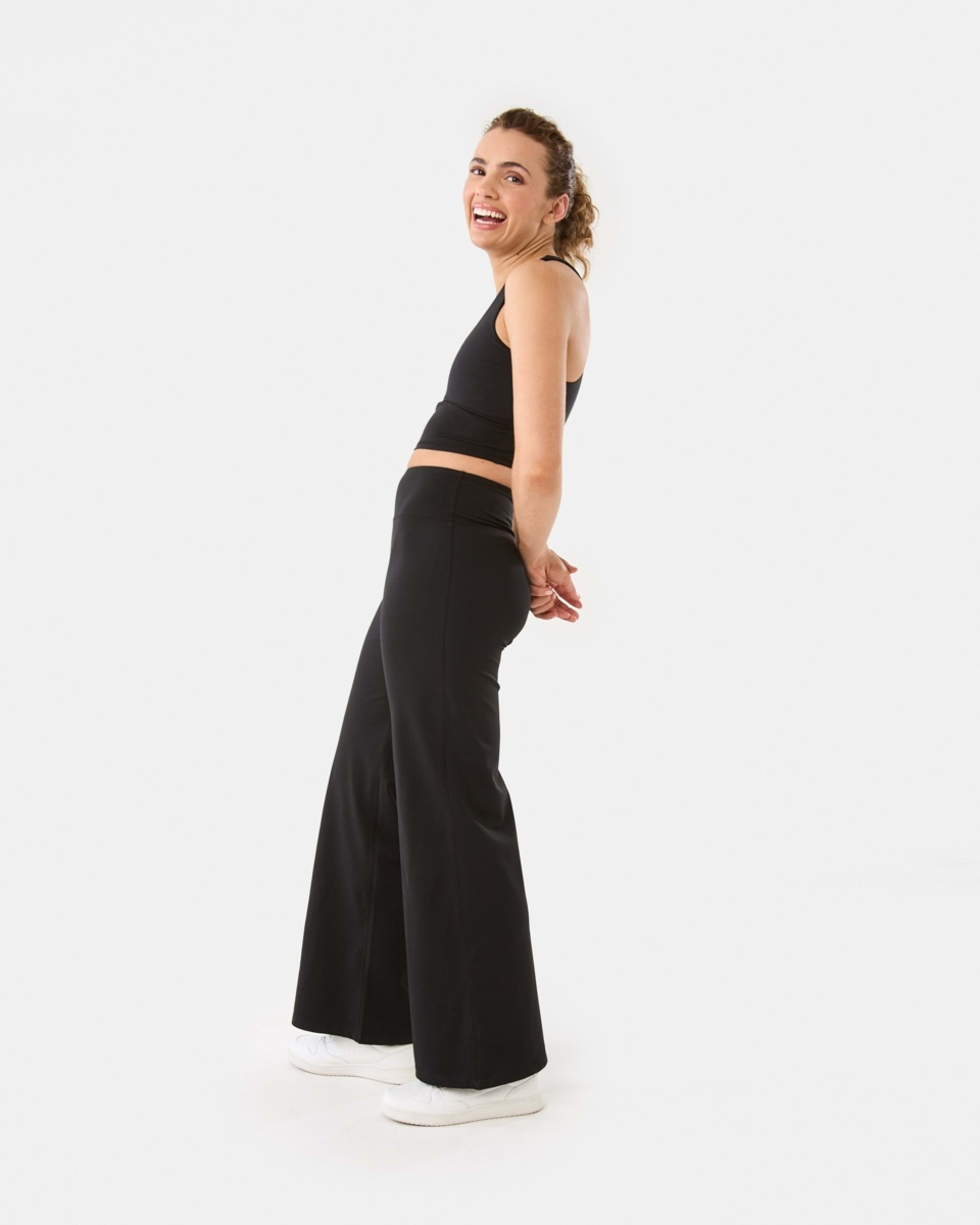 3 Active Womens Ultrasoft Longline Crop Top BLACK, 3 of 7