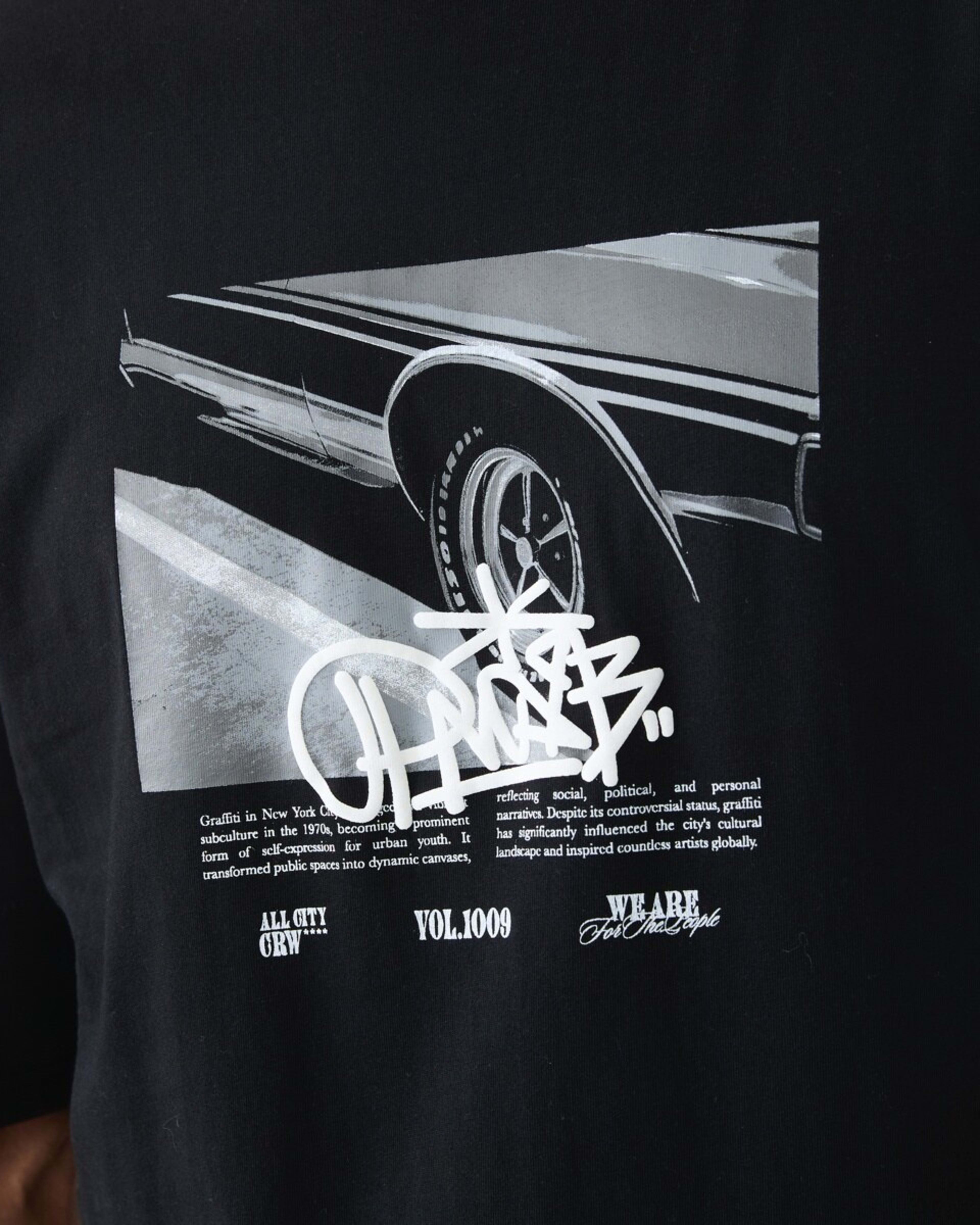 5 Oversized Graphic T-shirt Black, 5 of 5