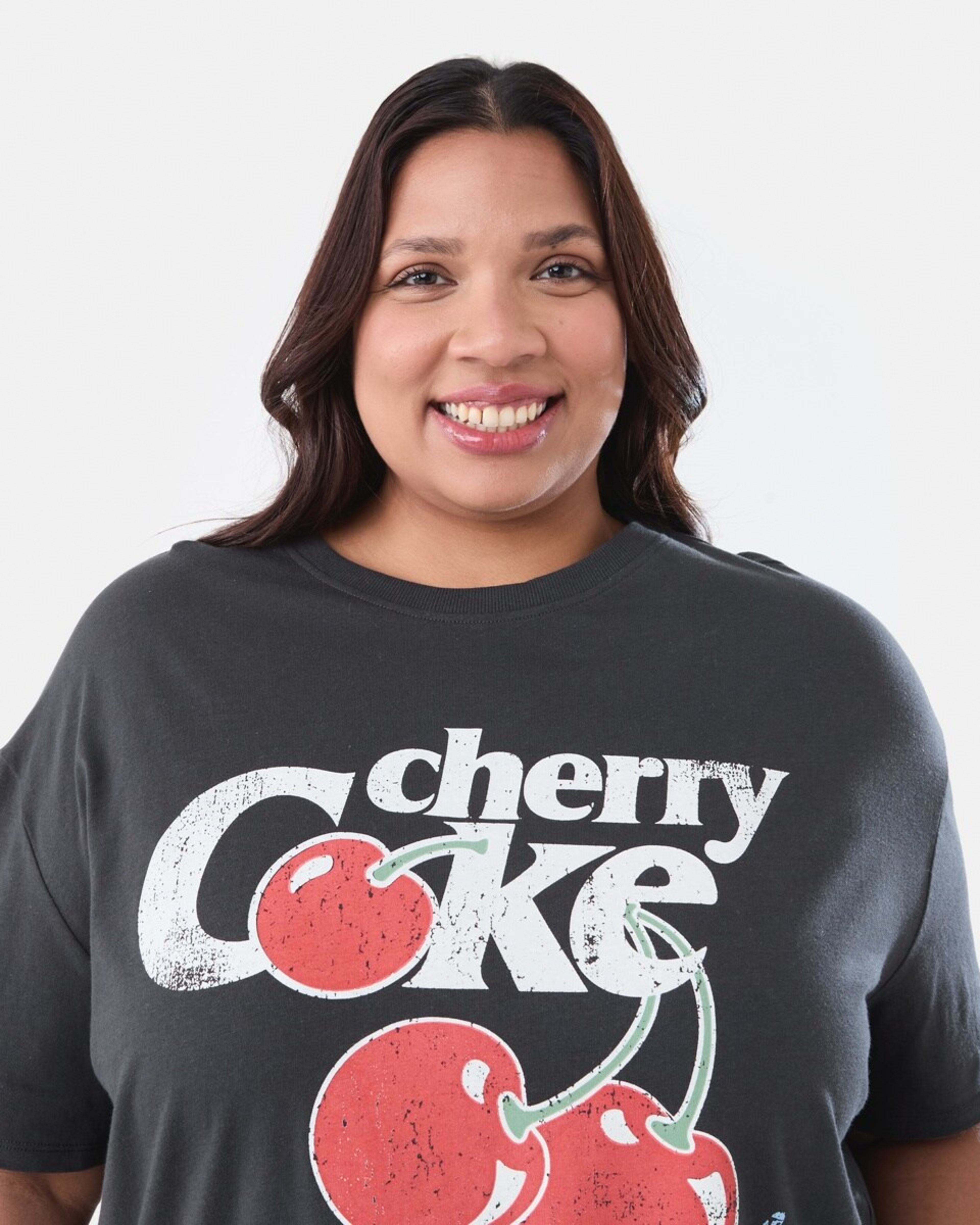 4 Curve Coke License Short Sleeve T-shirt CHERRY COKE, 4 of 5