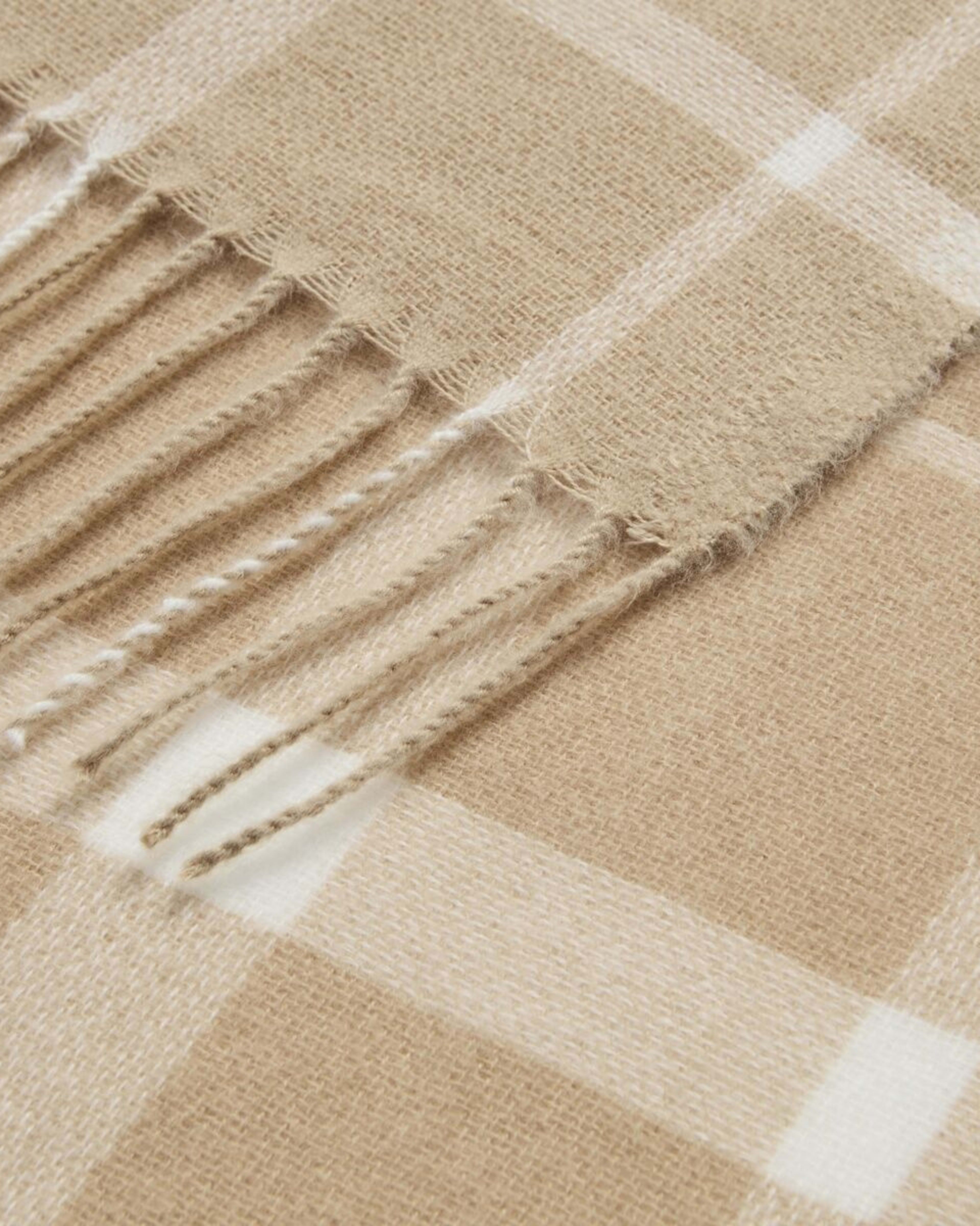 2 Plaid Check Scarf Bone Check, 2 of 3