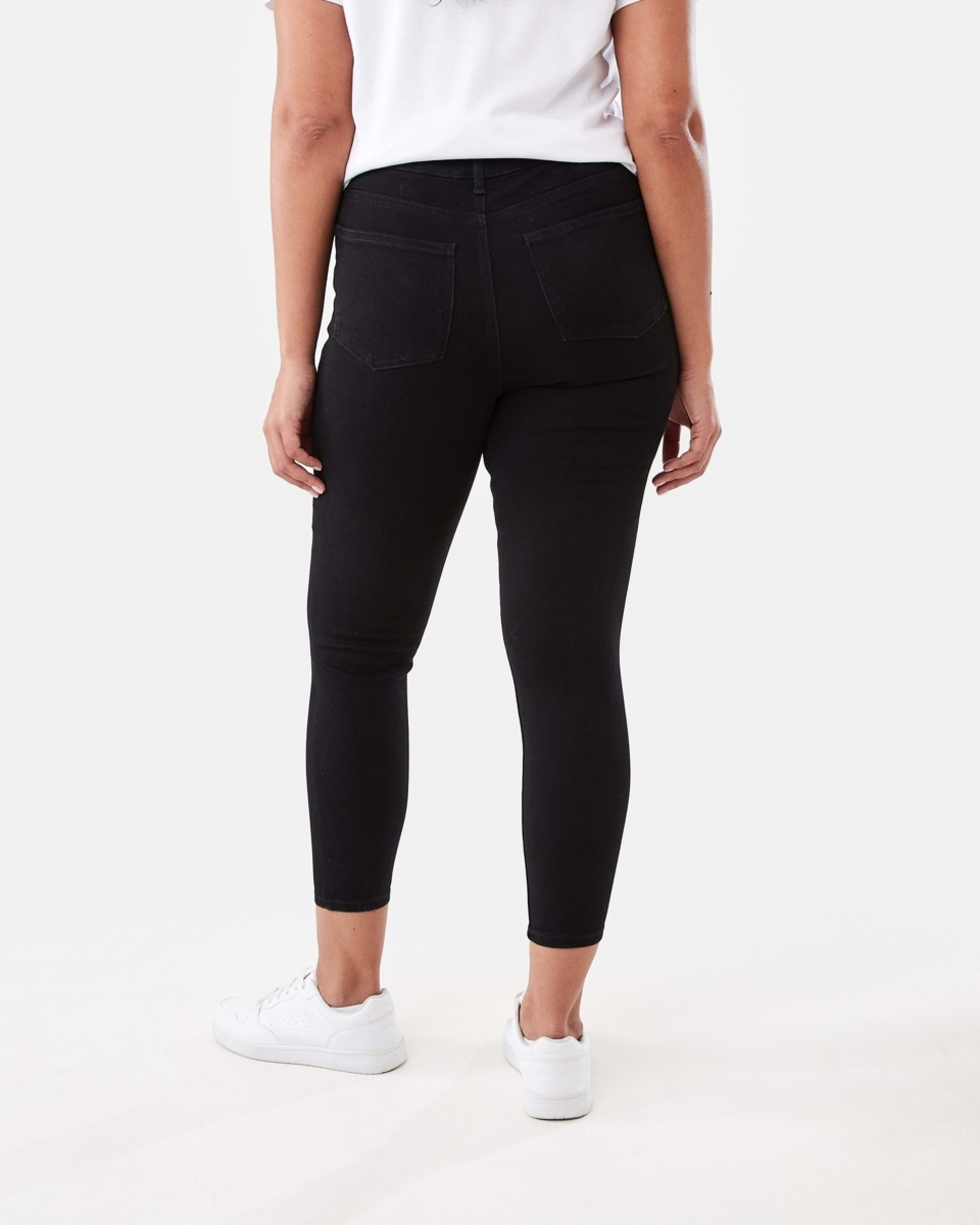 3 High Rise Ankle Length Skinny Jeans Black Wash, 3 of 5