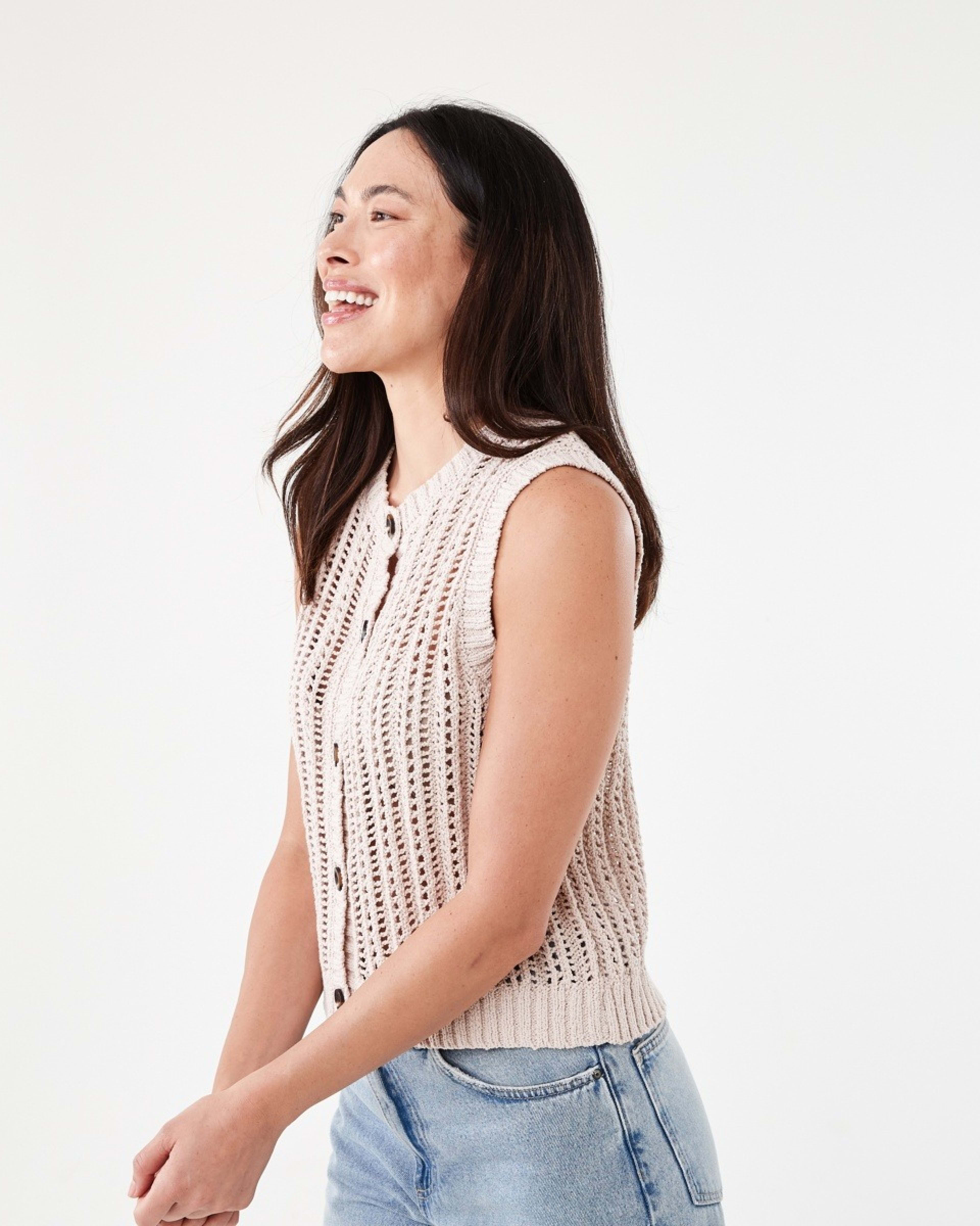 2 Knit Vest Bone Beige, 2 of 6