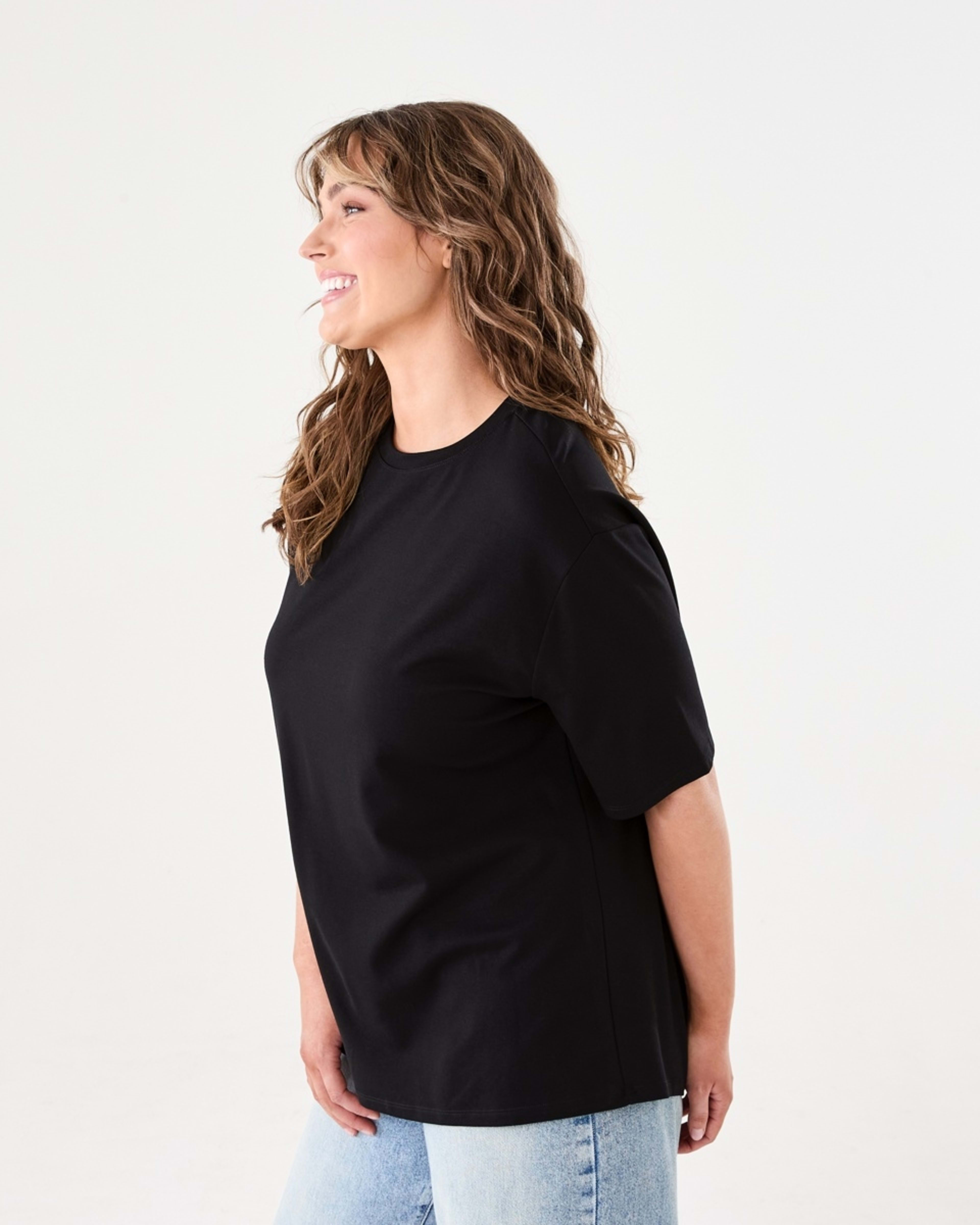 2 Short Sleeve Elevated T-shirt Black, 2 of 5