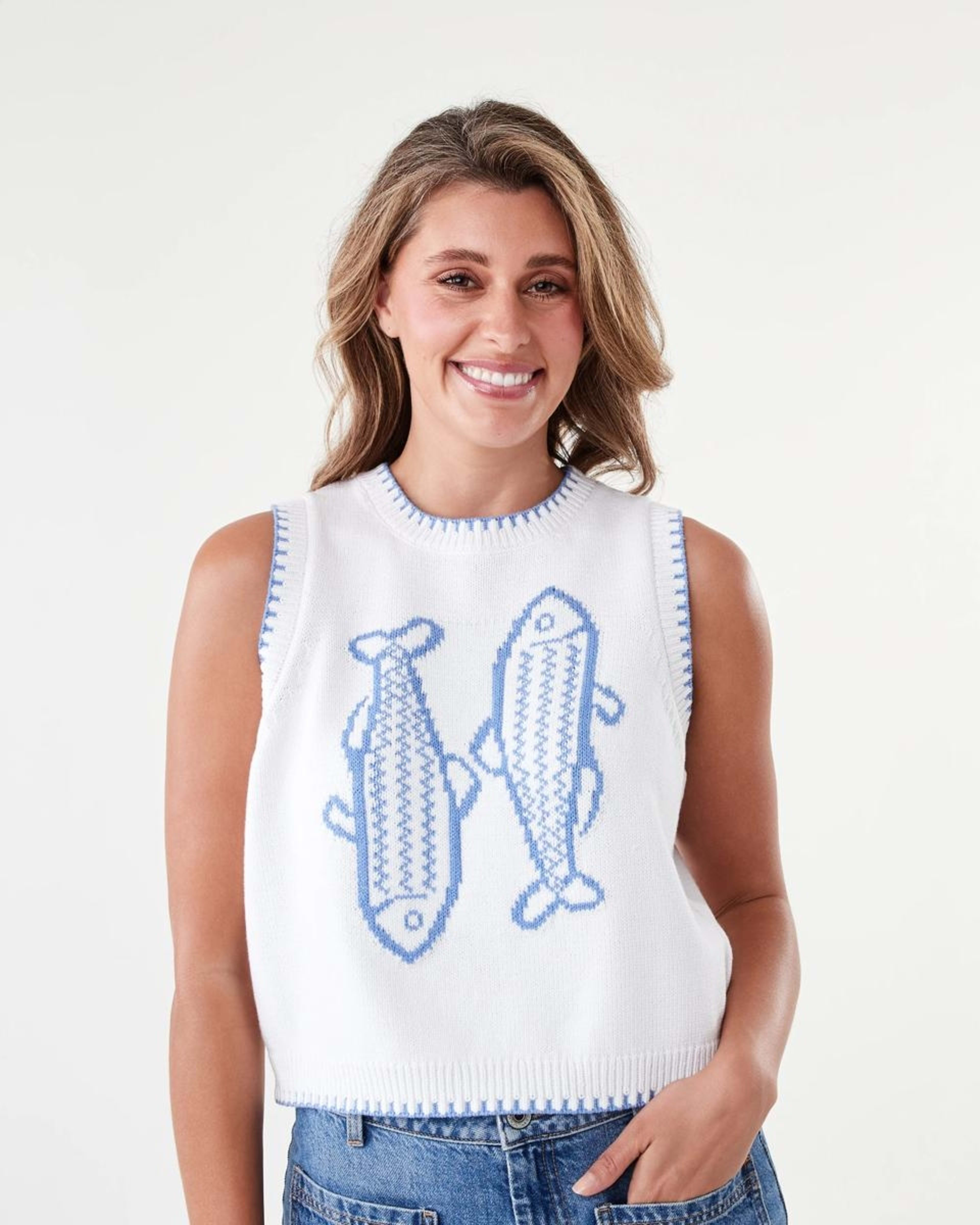 1 Jacquard Vest Blu Fish, 1 of 7