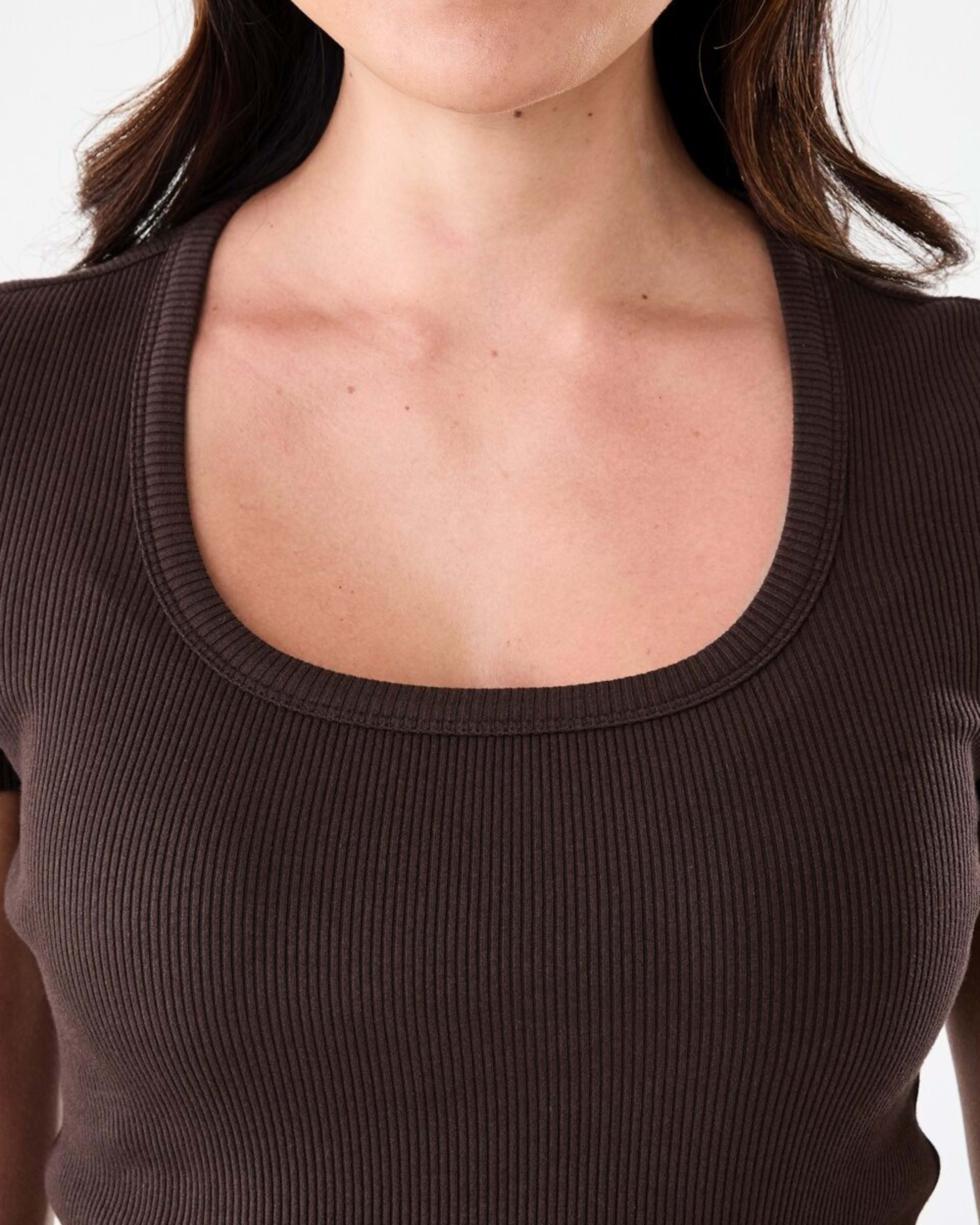 5 Short Sleeve Rib Square Neck T-shirt Melt Brown, 5 of 5