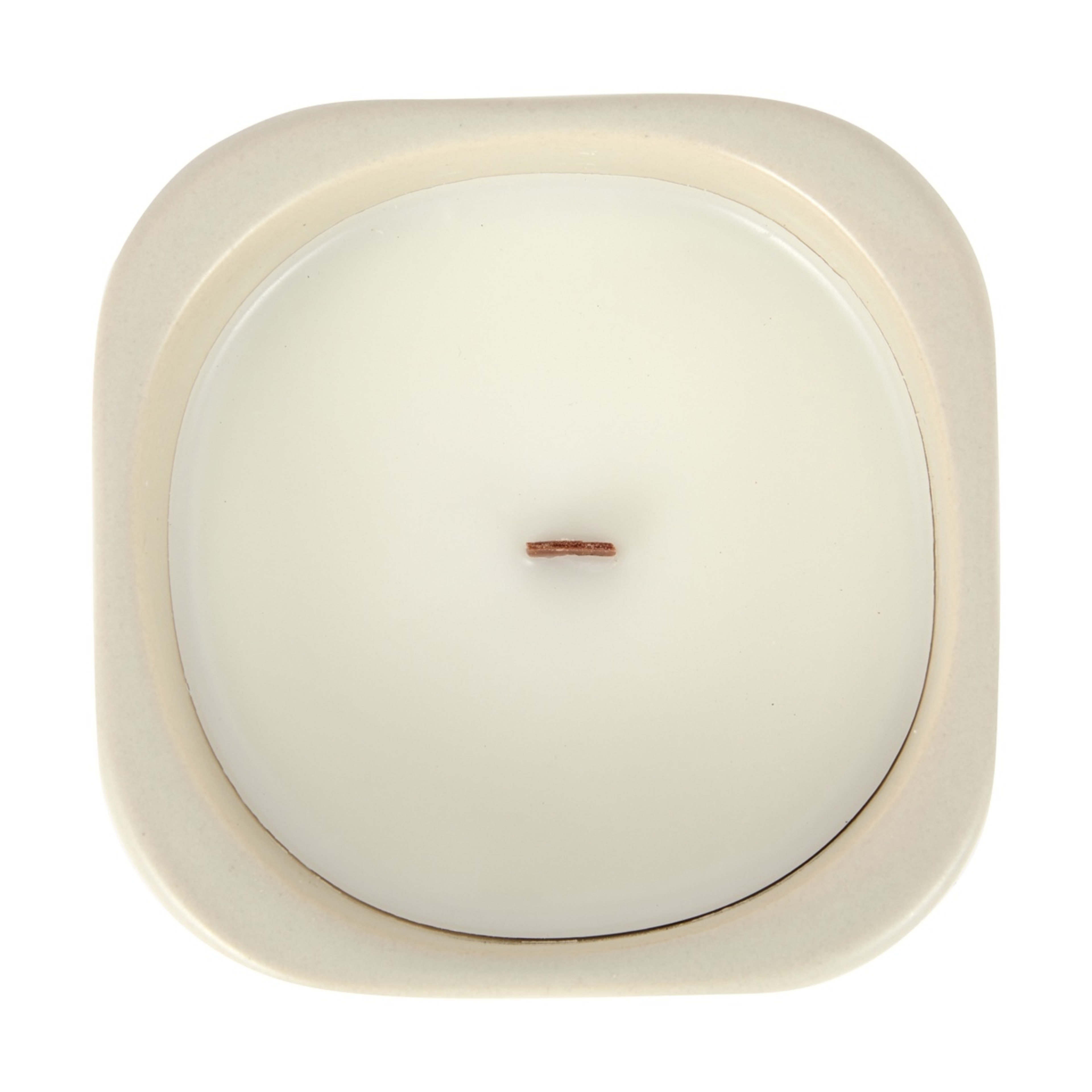5 Cosy Wood Lid Fragrant Candle, 5 of 7