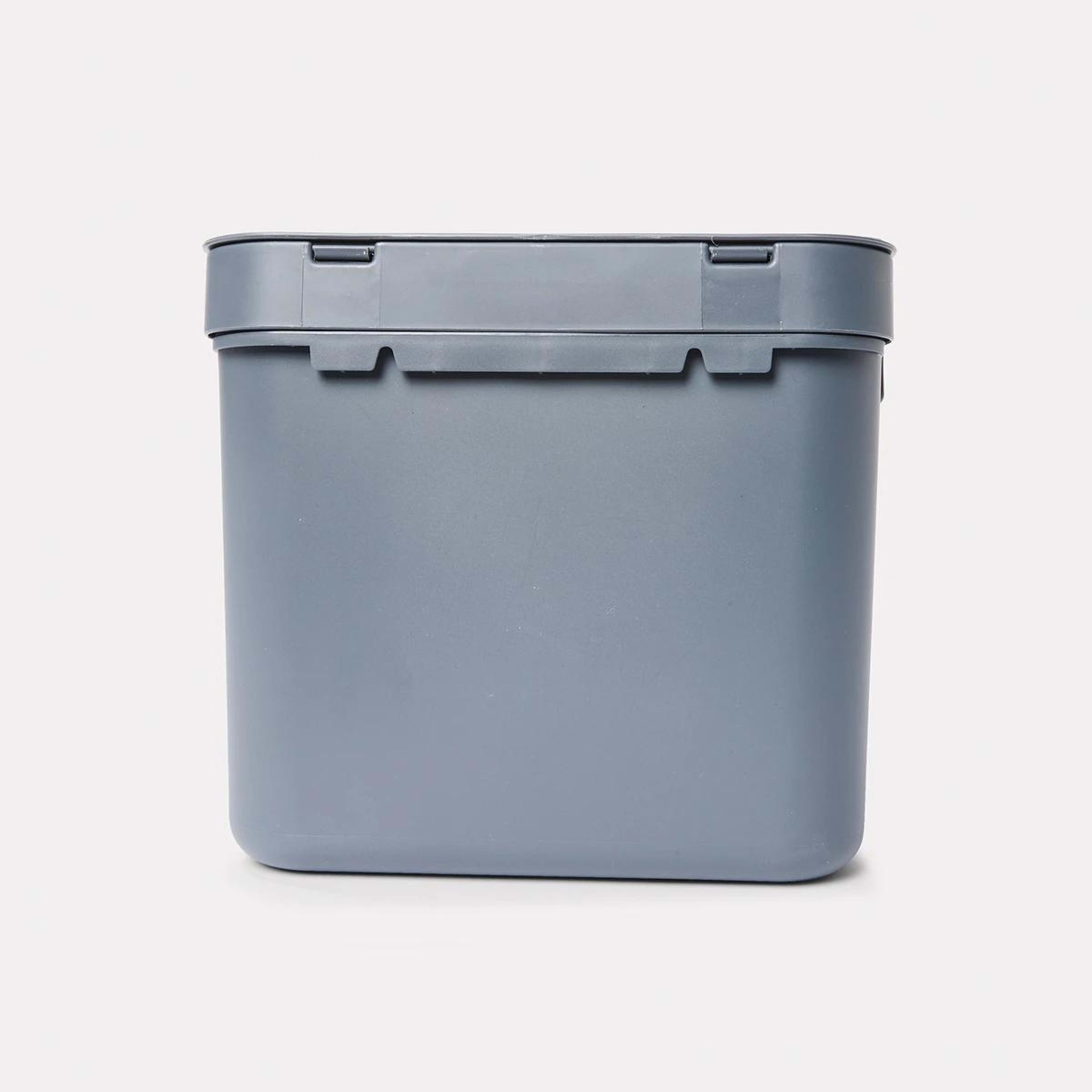 7 7L Rectangular Fliptop Bin, 7 of 7