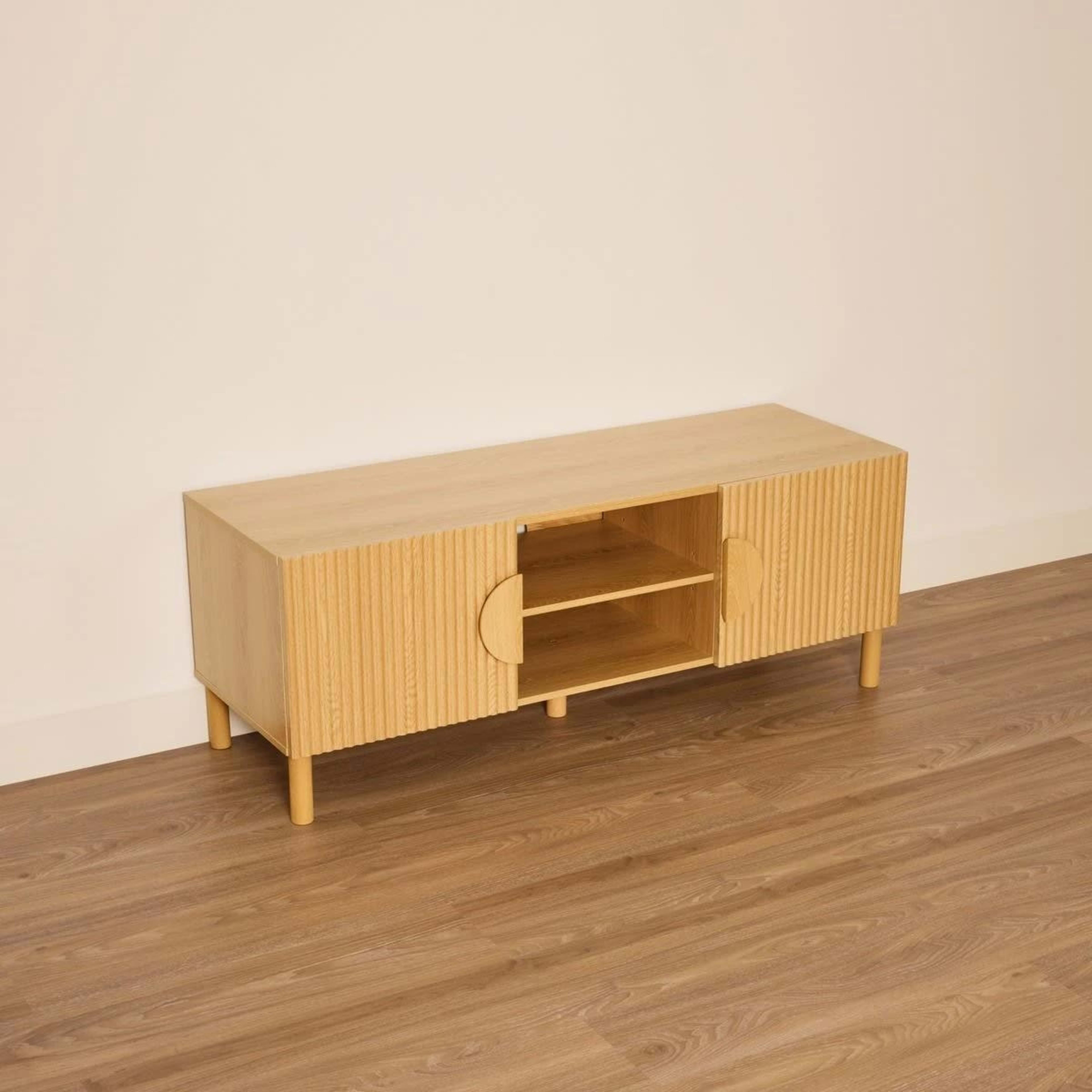 4 Ryan Entertainment Unit, 4 of 9