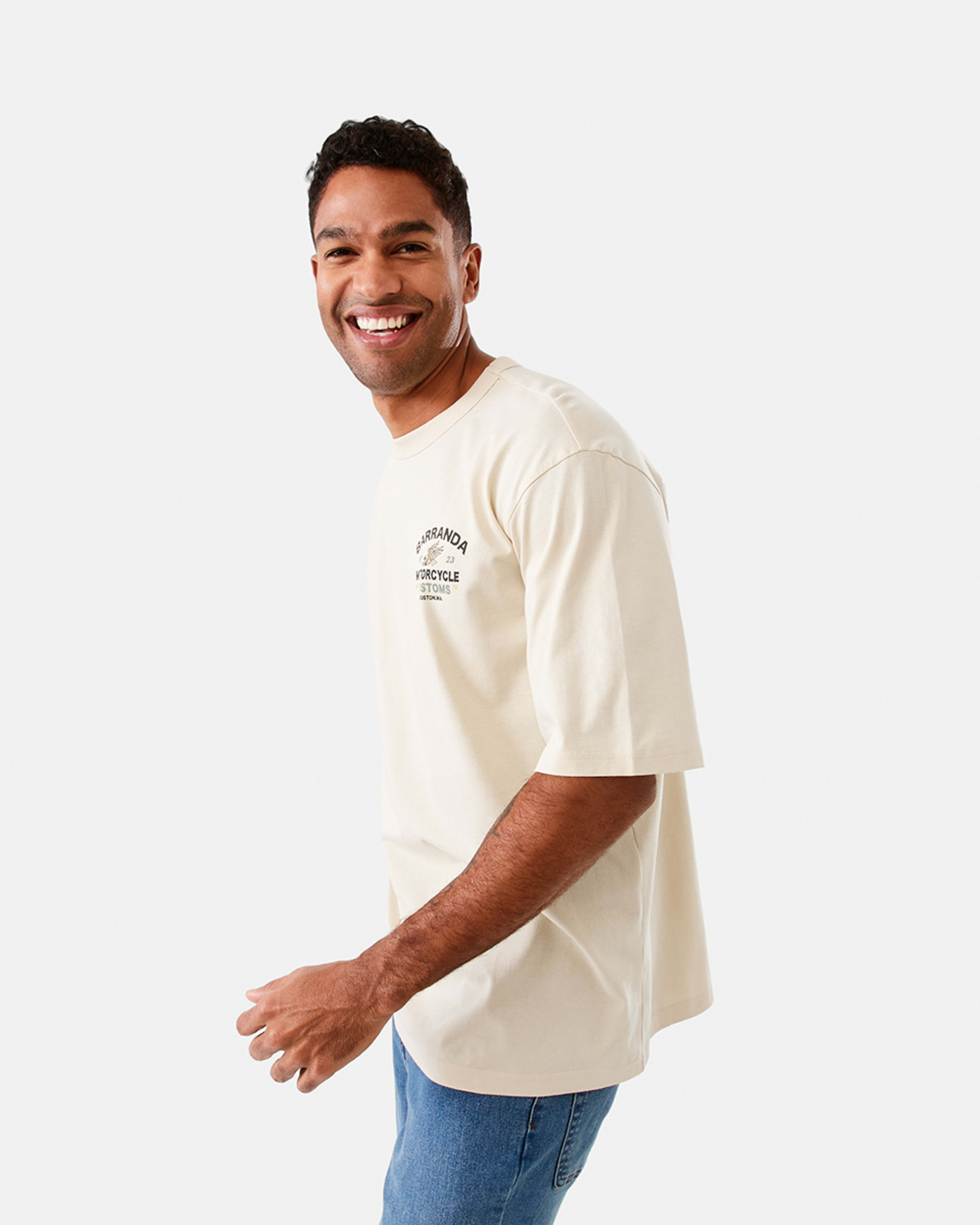 3 Oversized Graphic T-shirt Bge Almond, 3 of 6