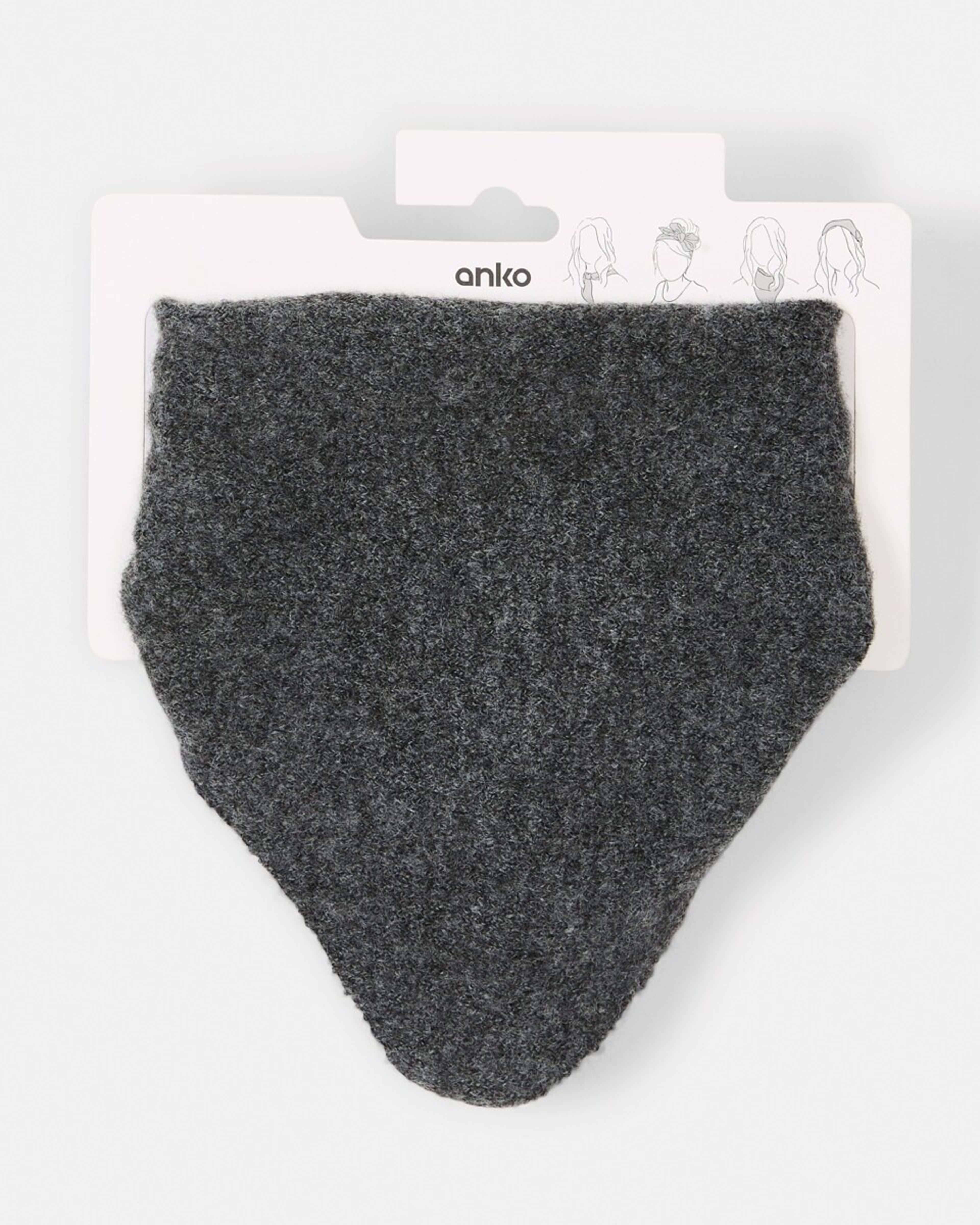 7 Triangle Scarf Gry Chmrle, 7 of 7