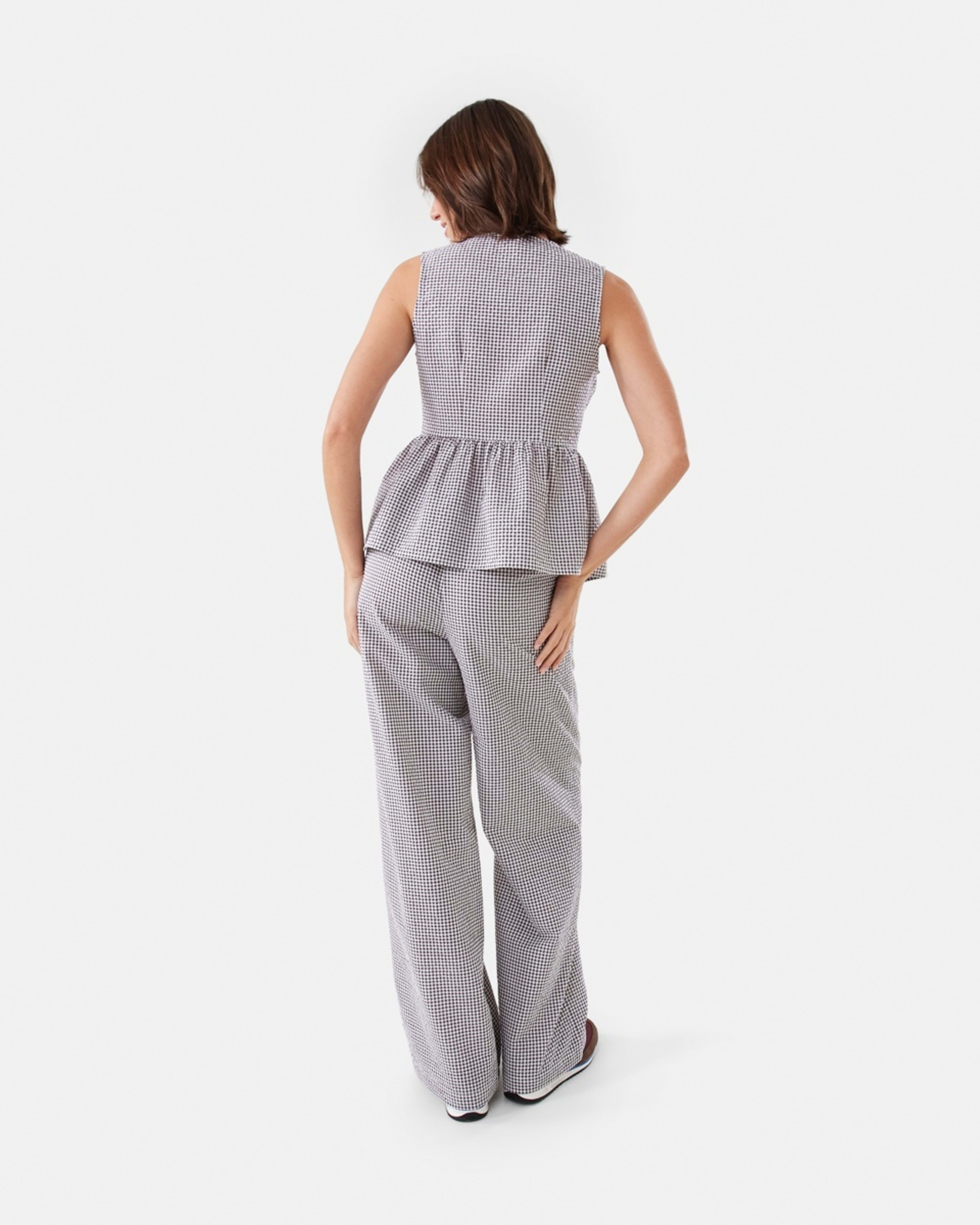 4 Sleeveless Gingham Tie Front Top Brwn Ging, 4 of 7