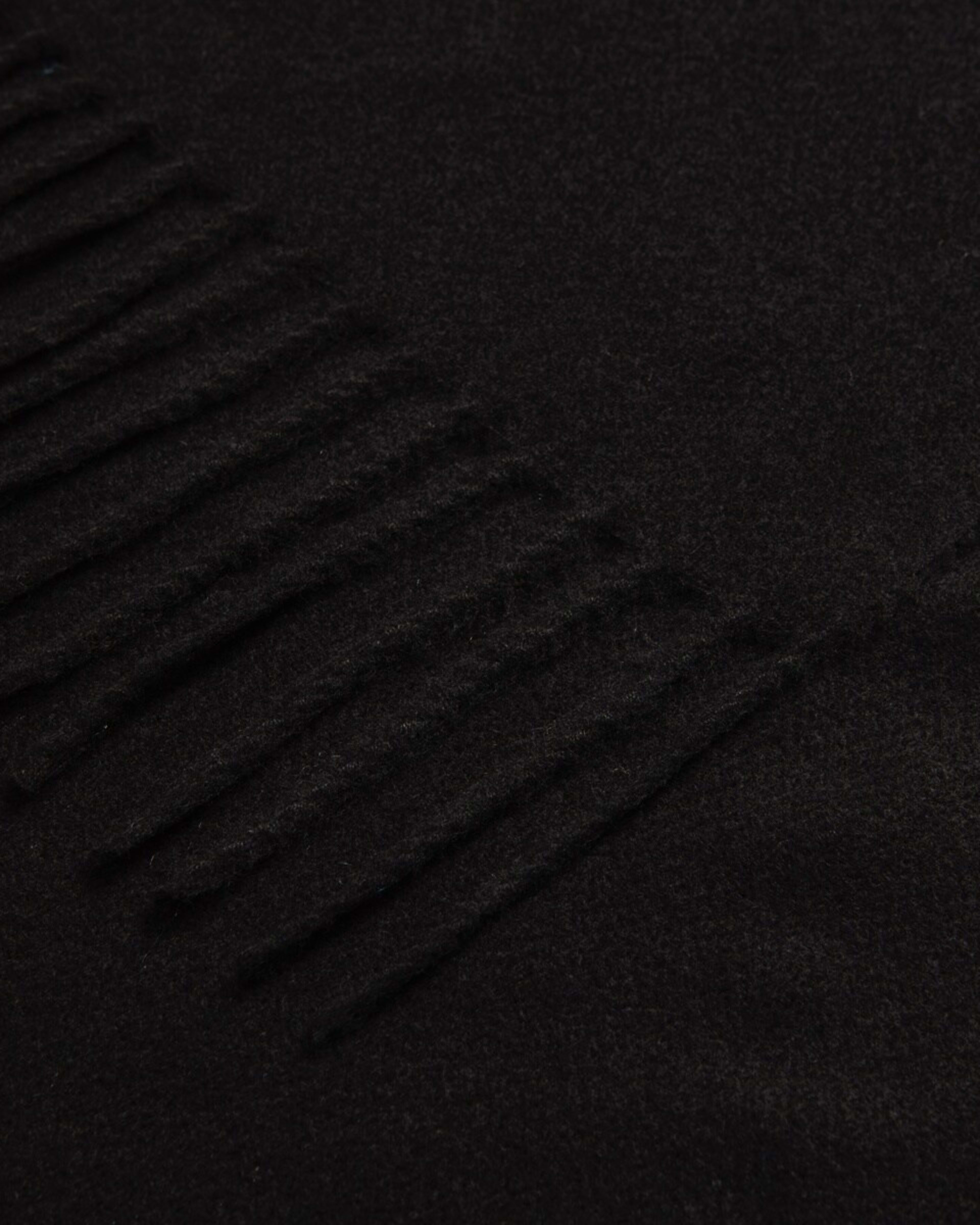 2 Brushed Wrap Scarf Black, 2 of 3