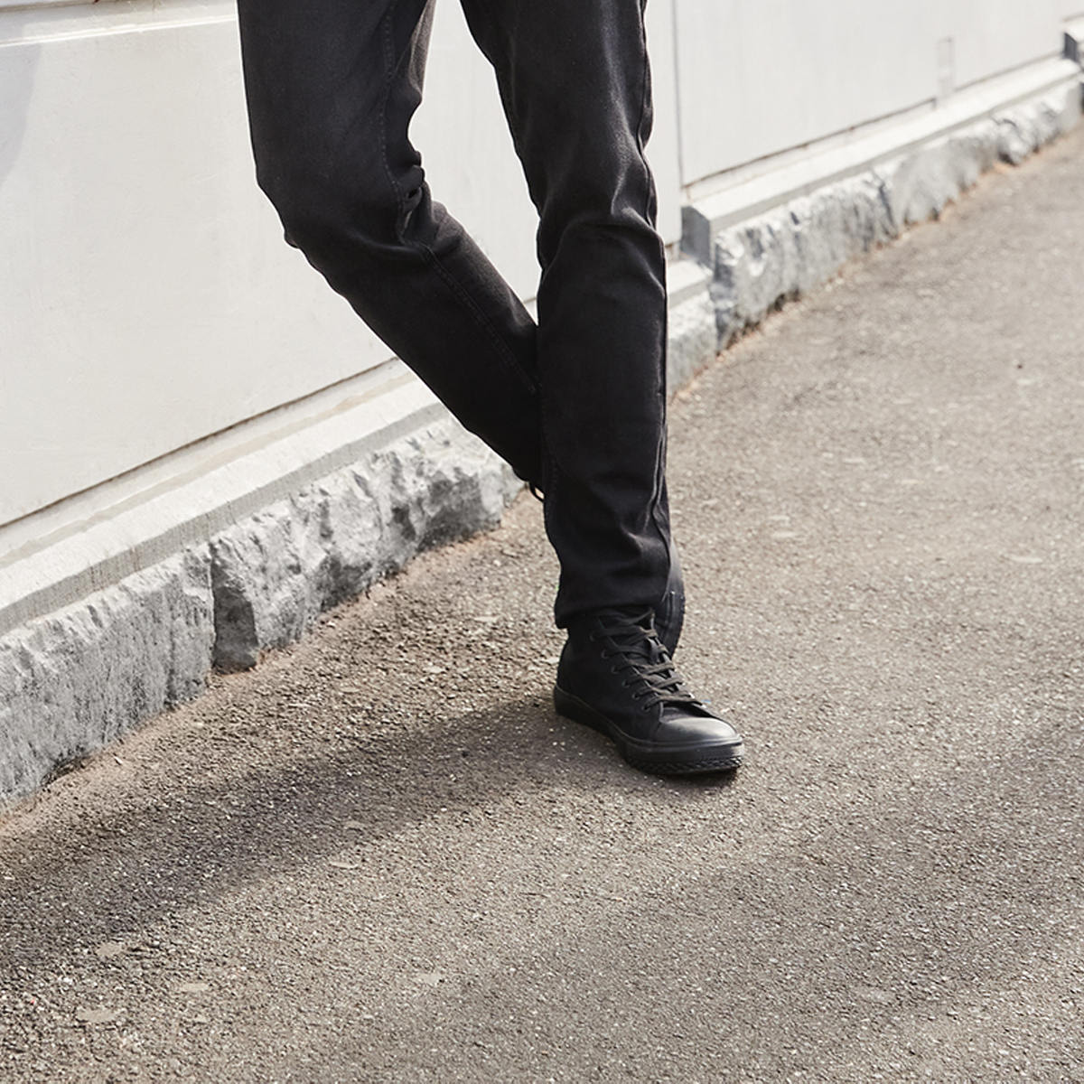 High Top Canvas Shoes - Picture 7 of 7