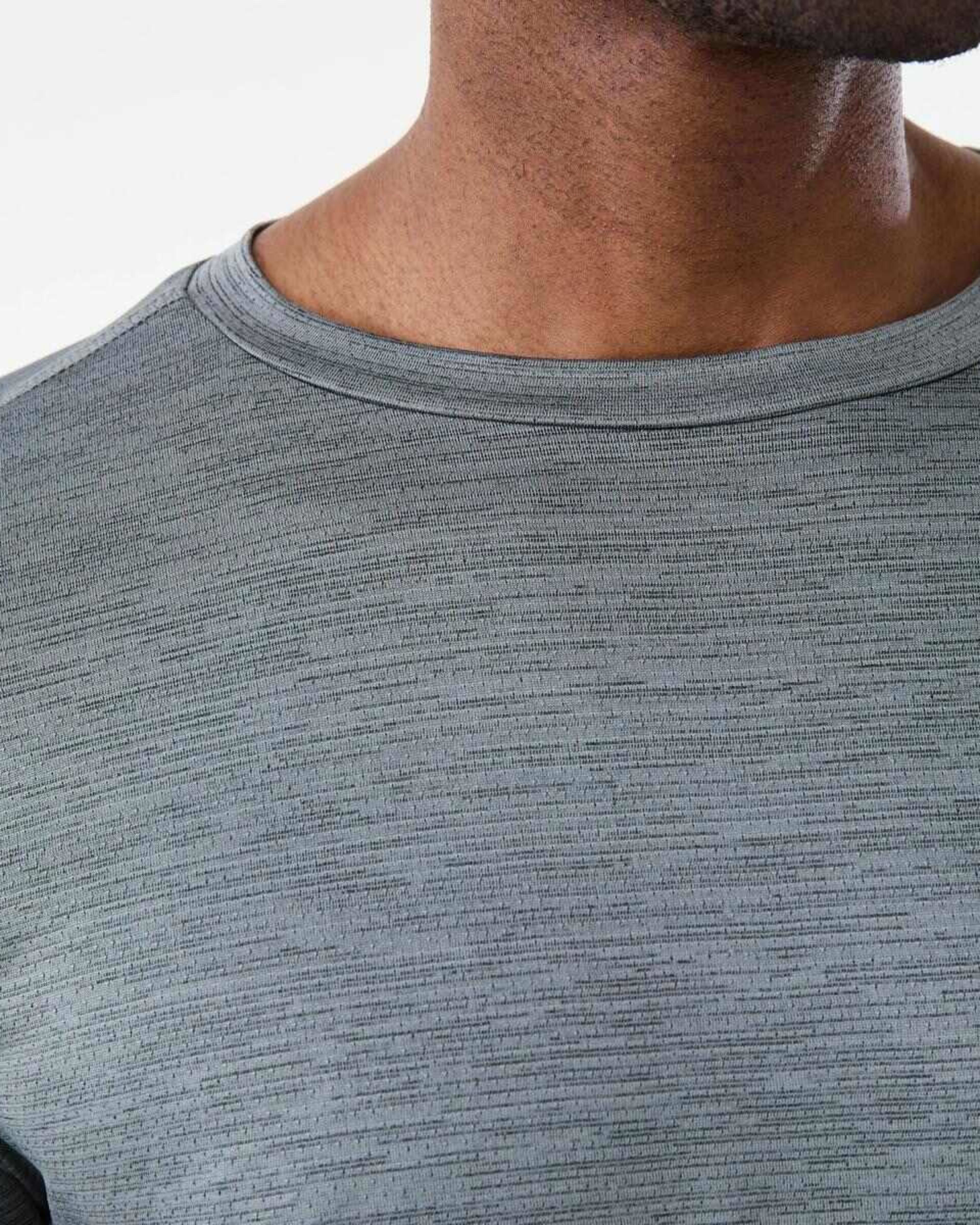 5 Active Mens Crew Neck Cationic T-shirt QUIET SHADE, 5 of 5