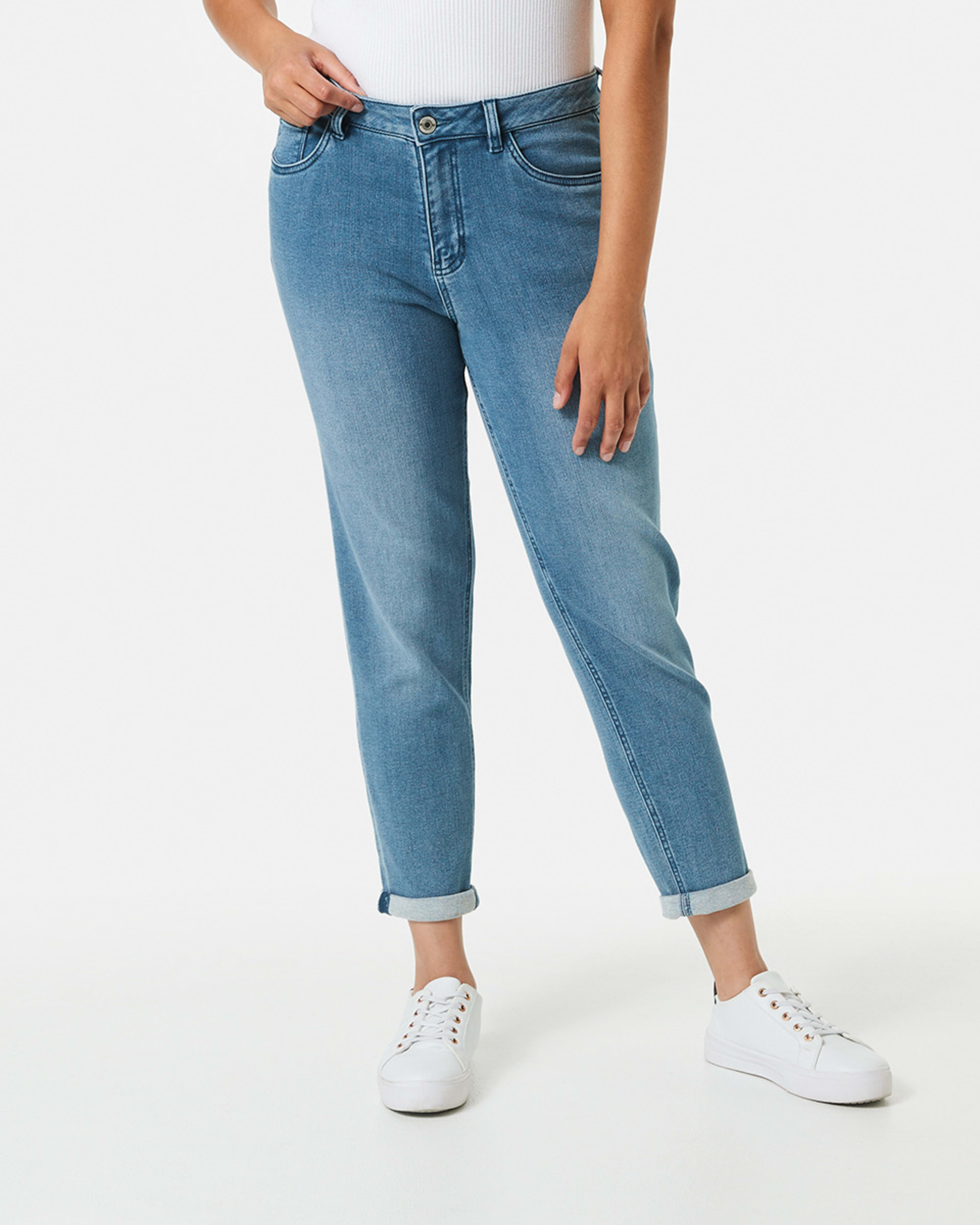 1 Boyfriend Jeans Mid Wash