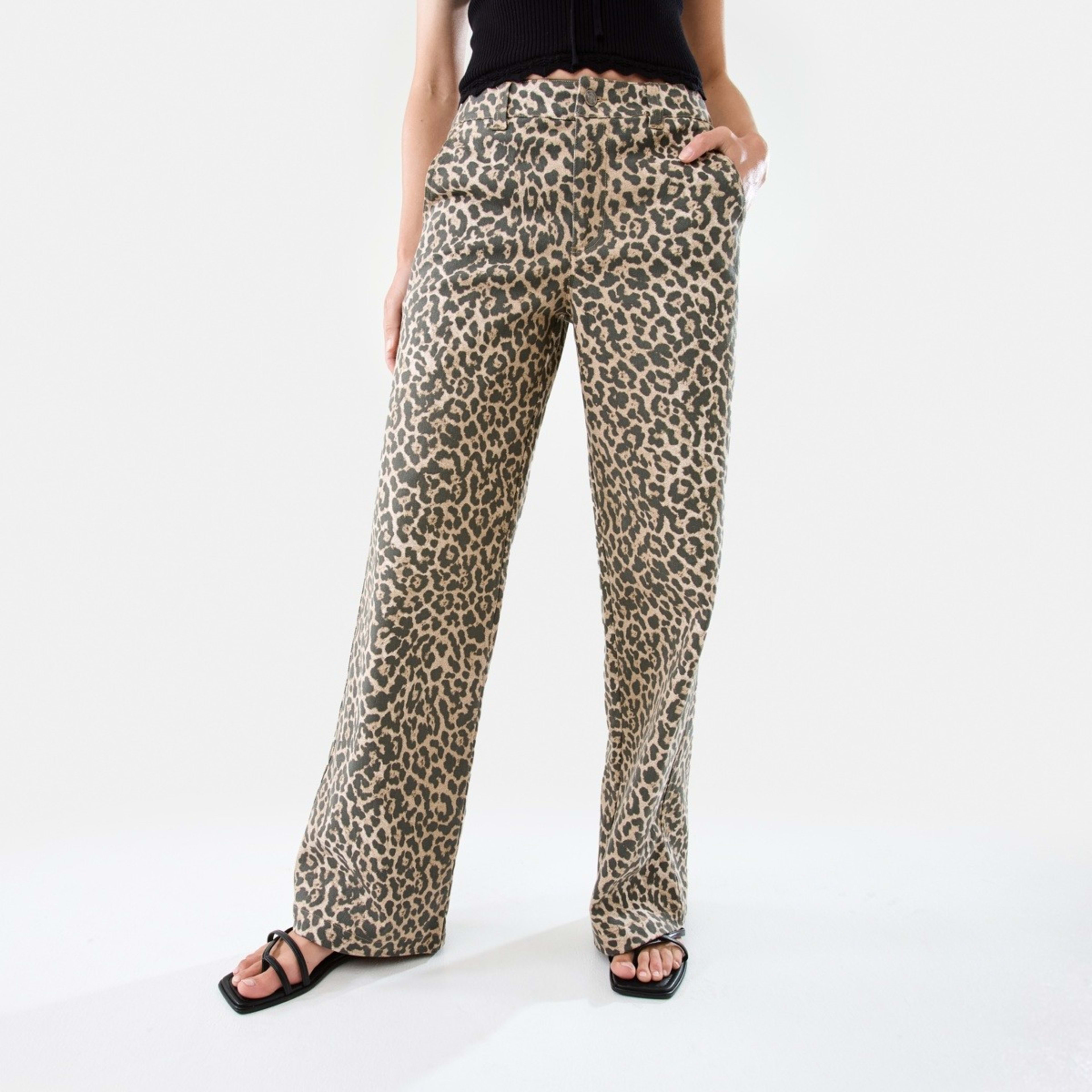 1 Leopard Jeans Leopard, 1 of 10