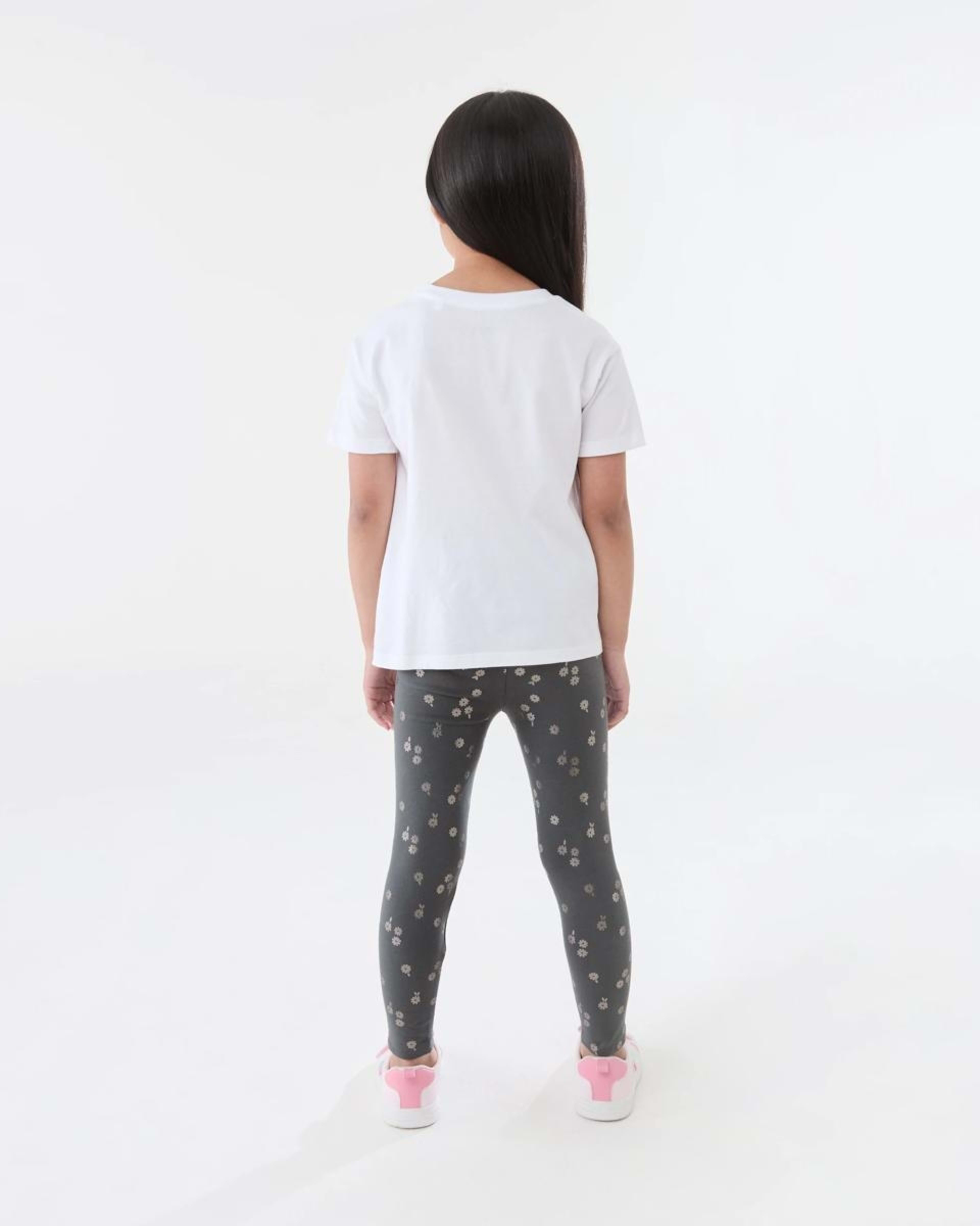 5 Foil Leggings SILVER PETALS DARK MAGNET, 5 of 5