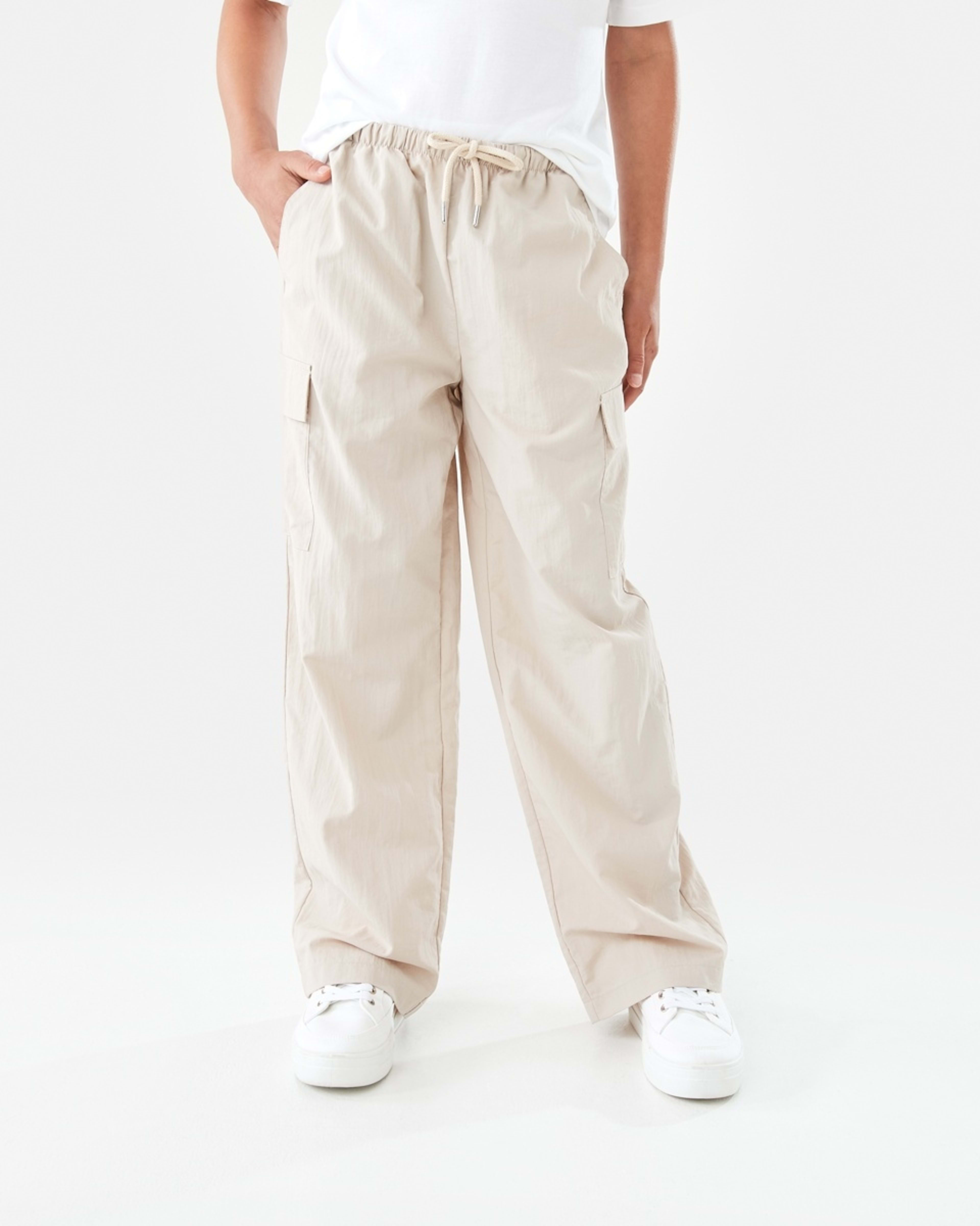 1 Parachute Pants Sand Beige, 1 of 9