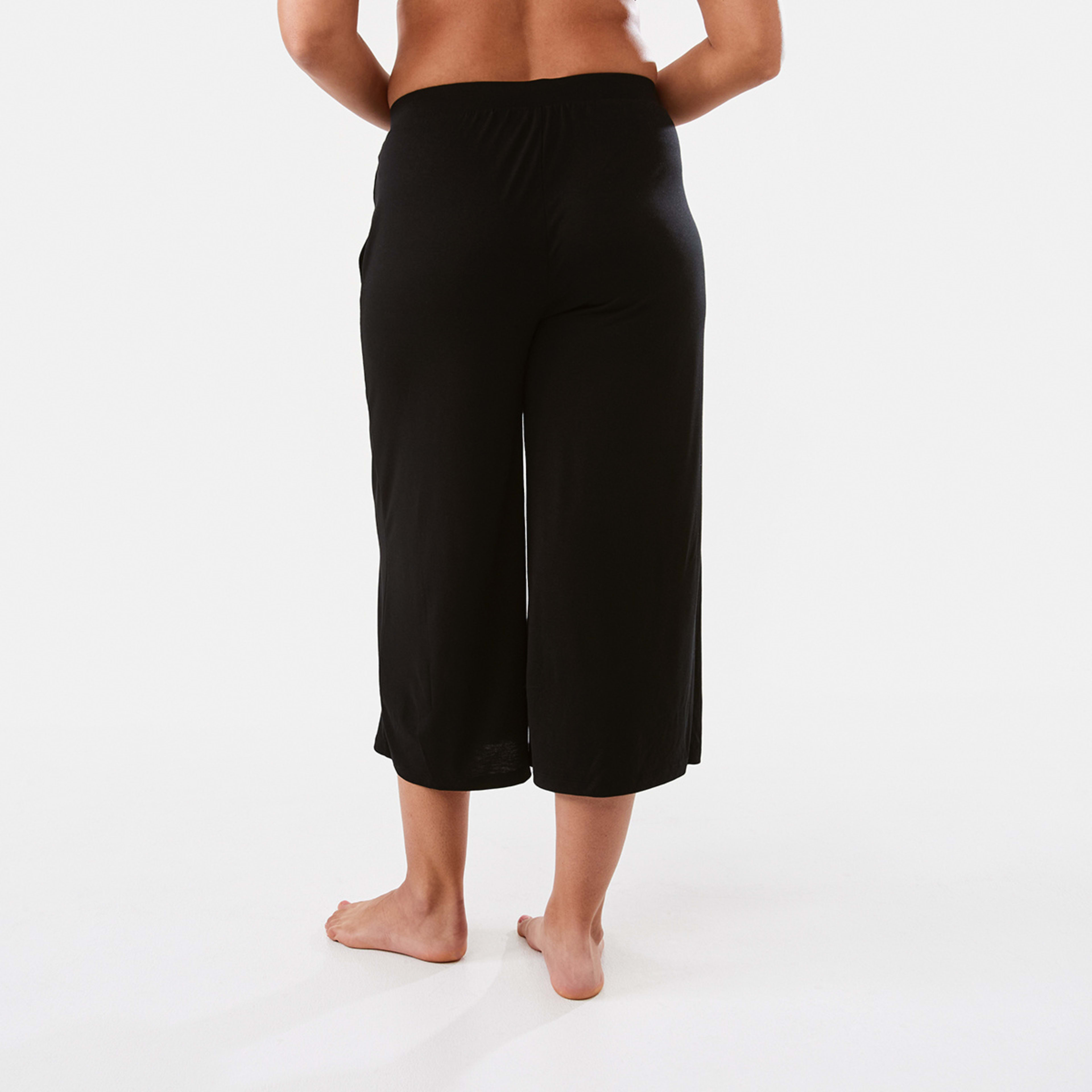 3 3/4 Comfort Pants Black, 3 of 5