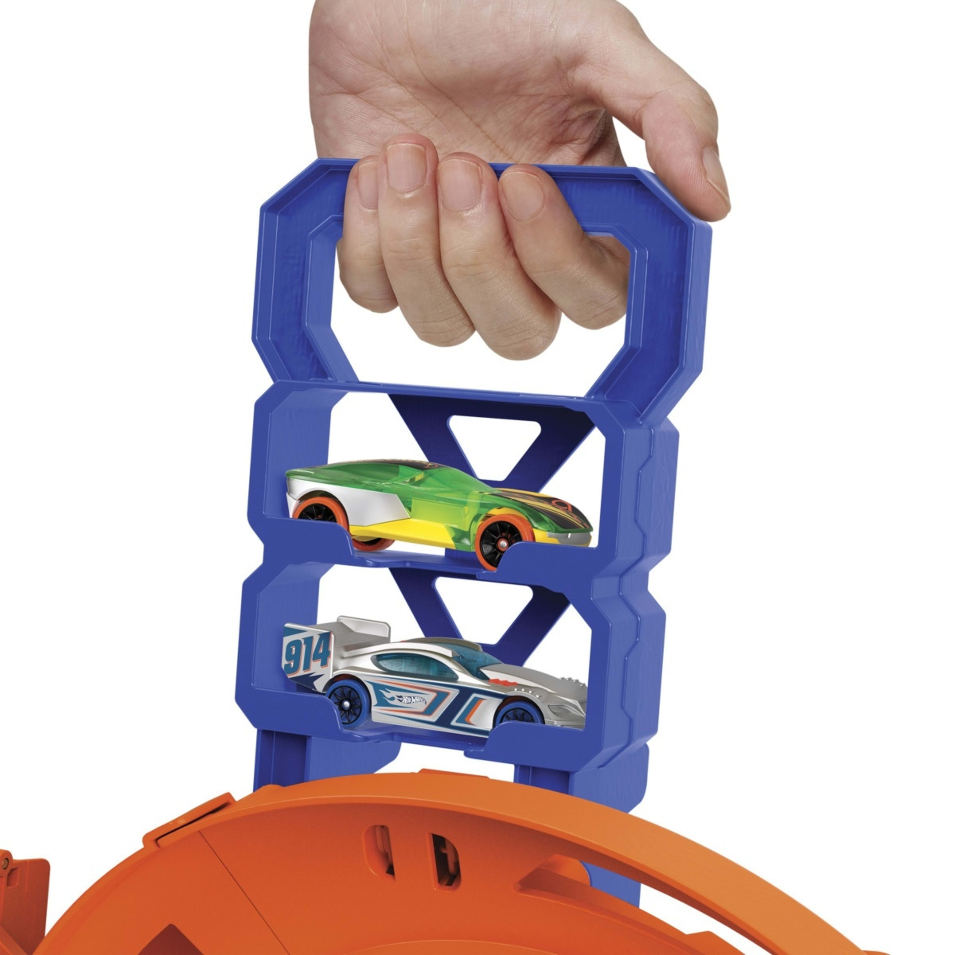 3 Hot Wheels Whip Around Raceway Playset, 3 of 5