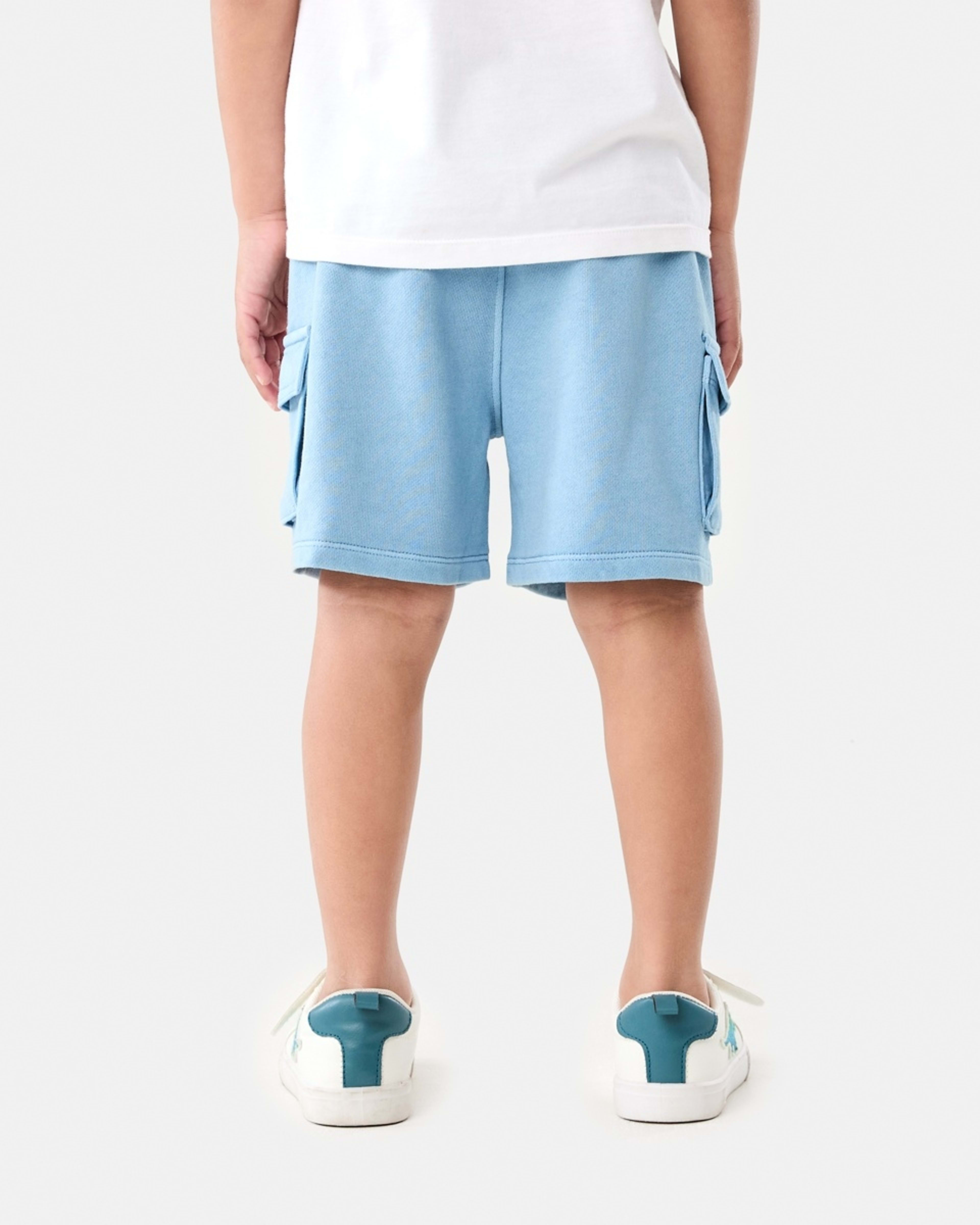 2 Washed Cargo Knit Shorts FADED DENIM, 2 of 6