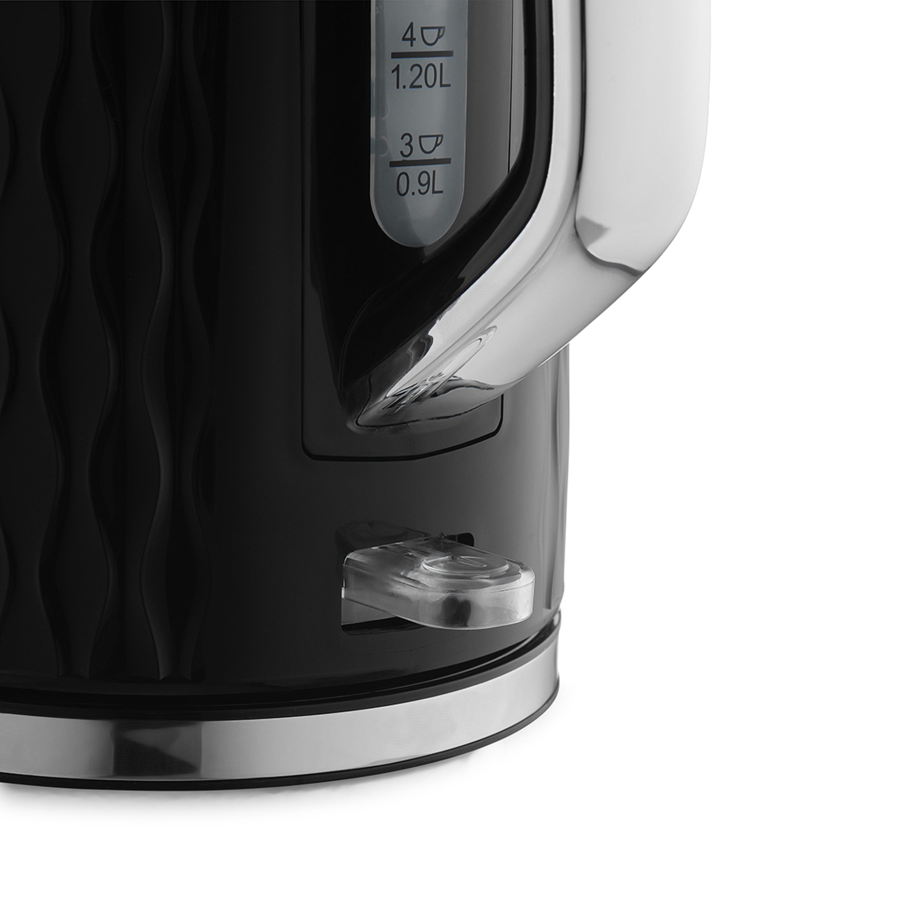 1.7L Kettle - Black and Silver Look - Kmart NZ