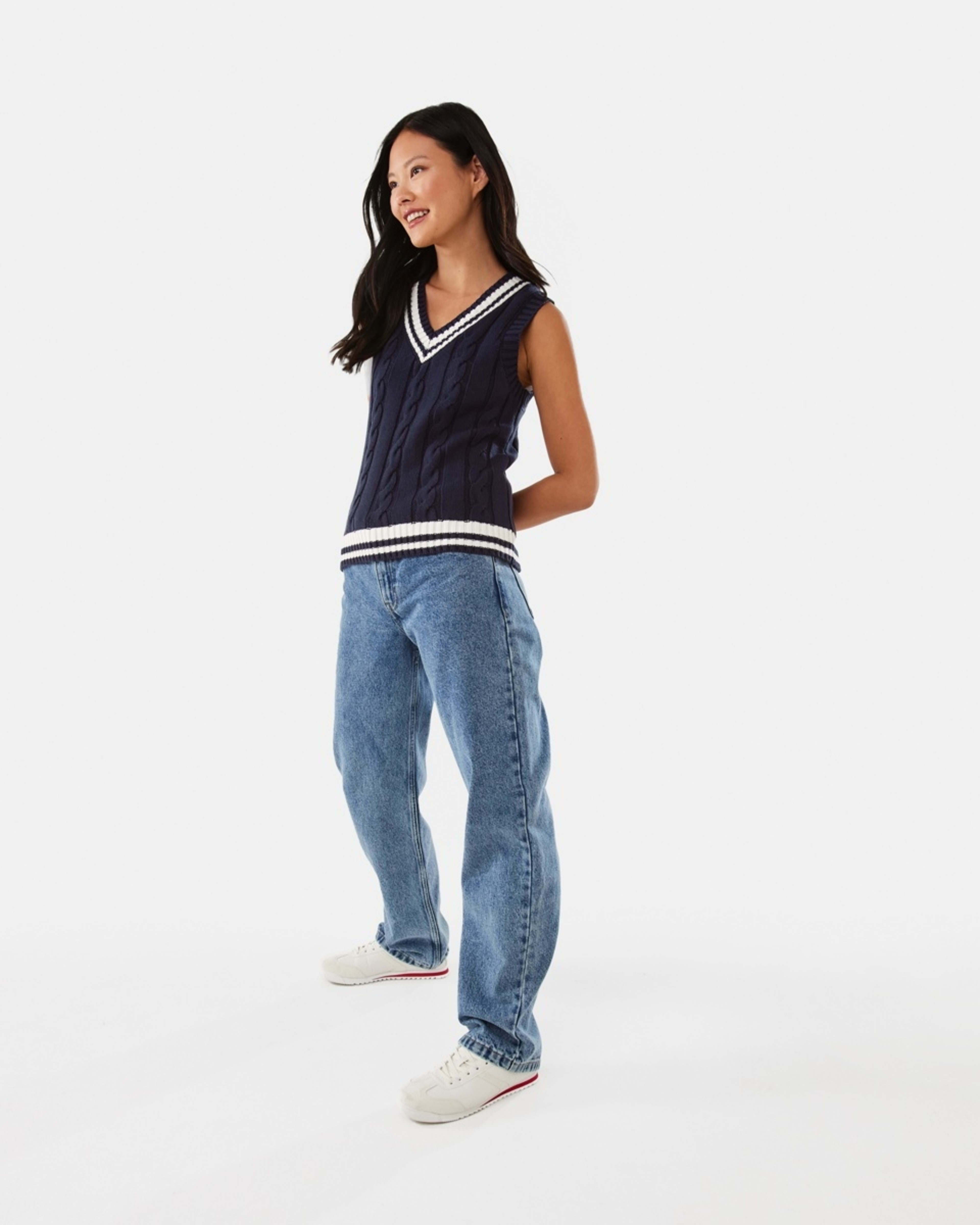 3 Cable Vest Navy Tip, 3 of 7