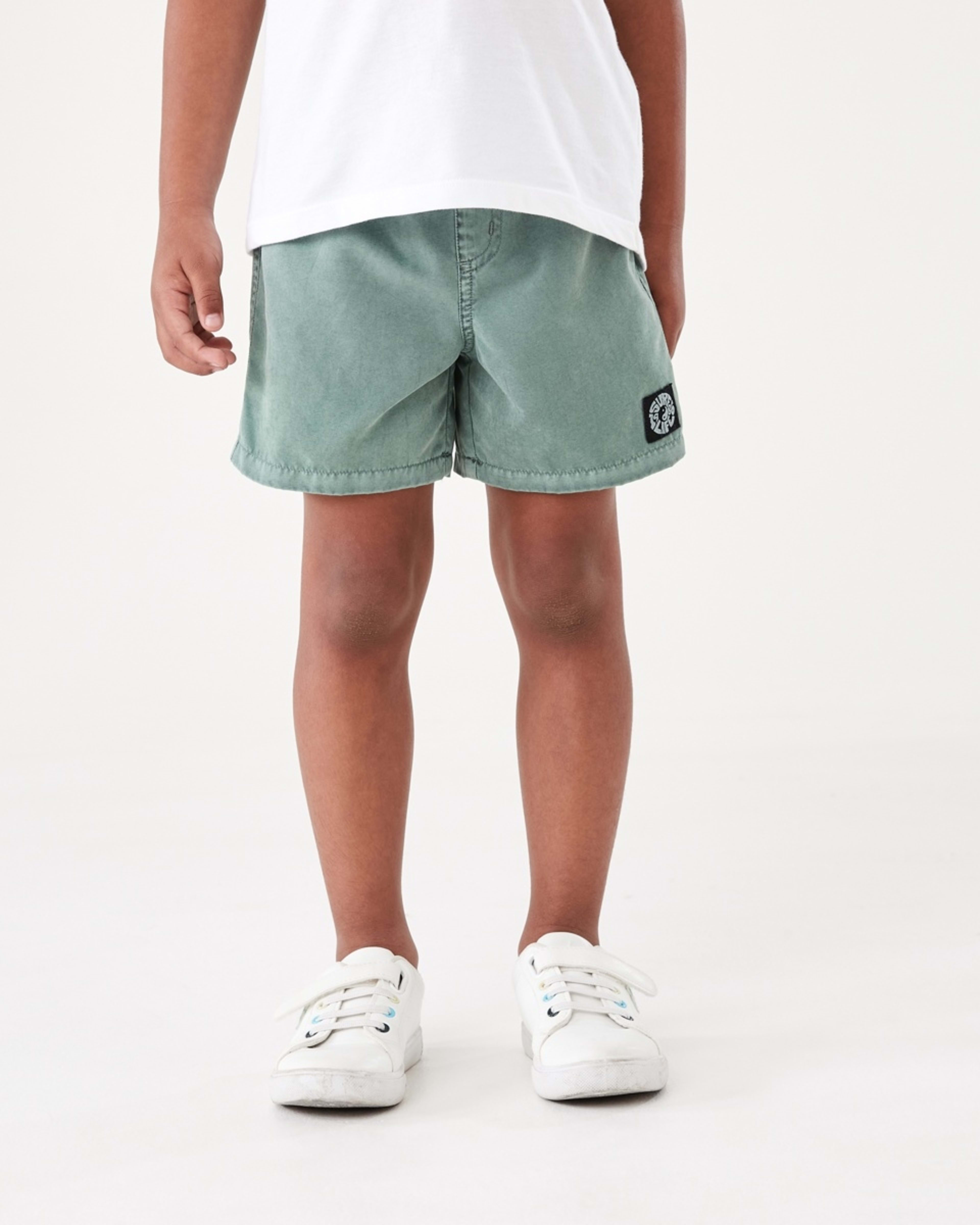 1 Washed Shorts MID GREEN, 1 of 8
