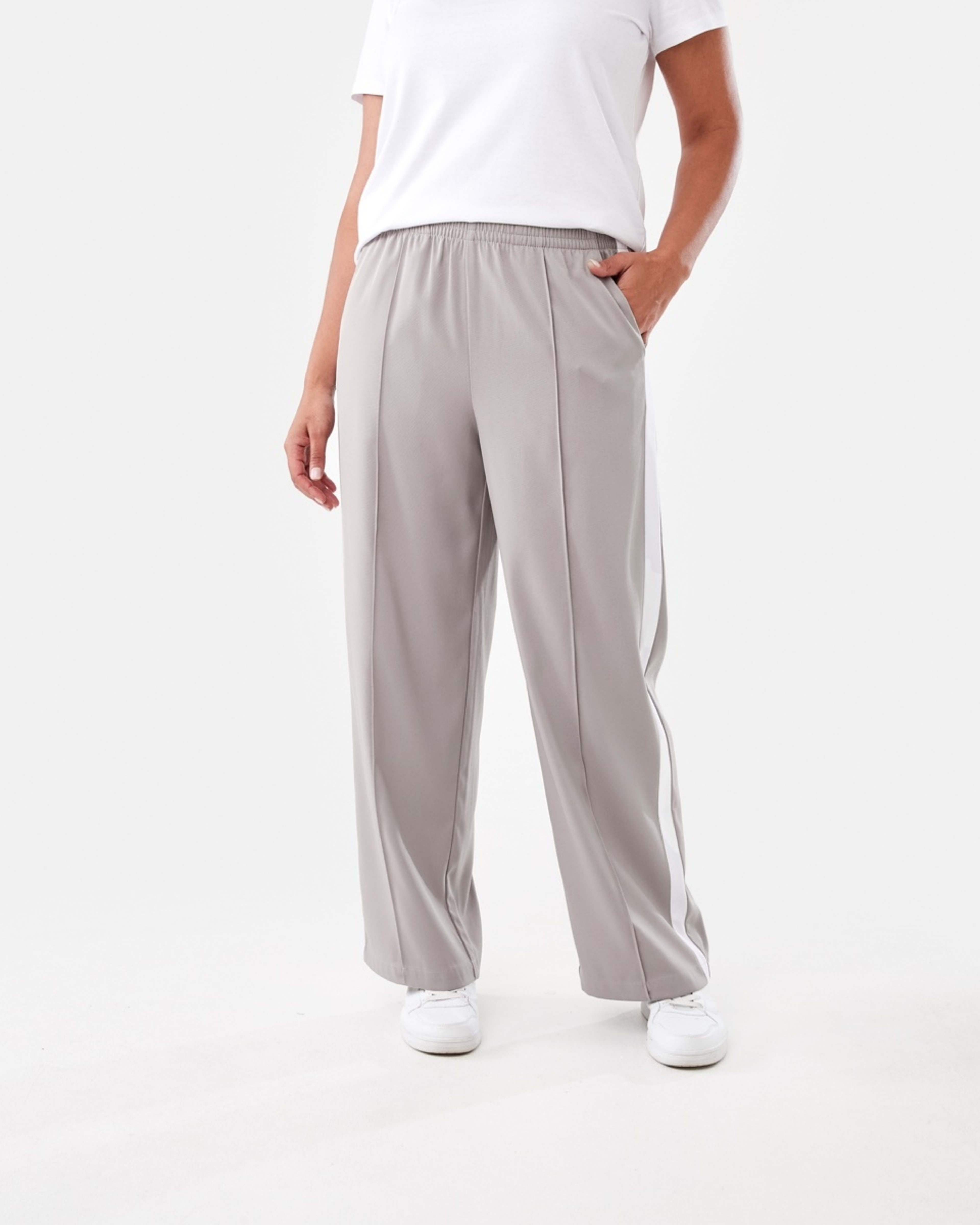 1 Side Stripe Pants Satellite
