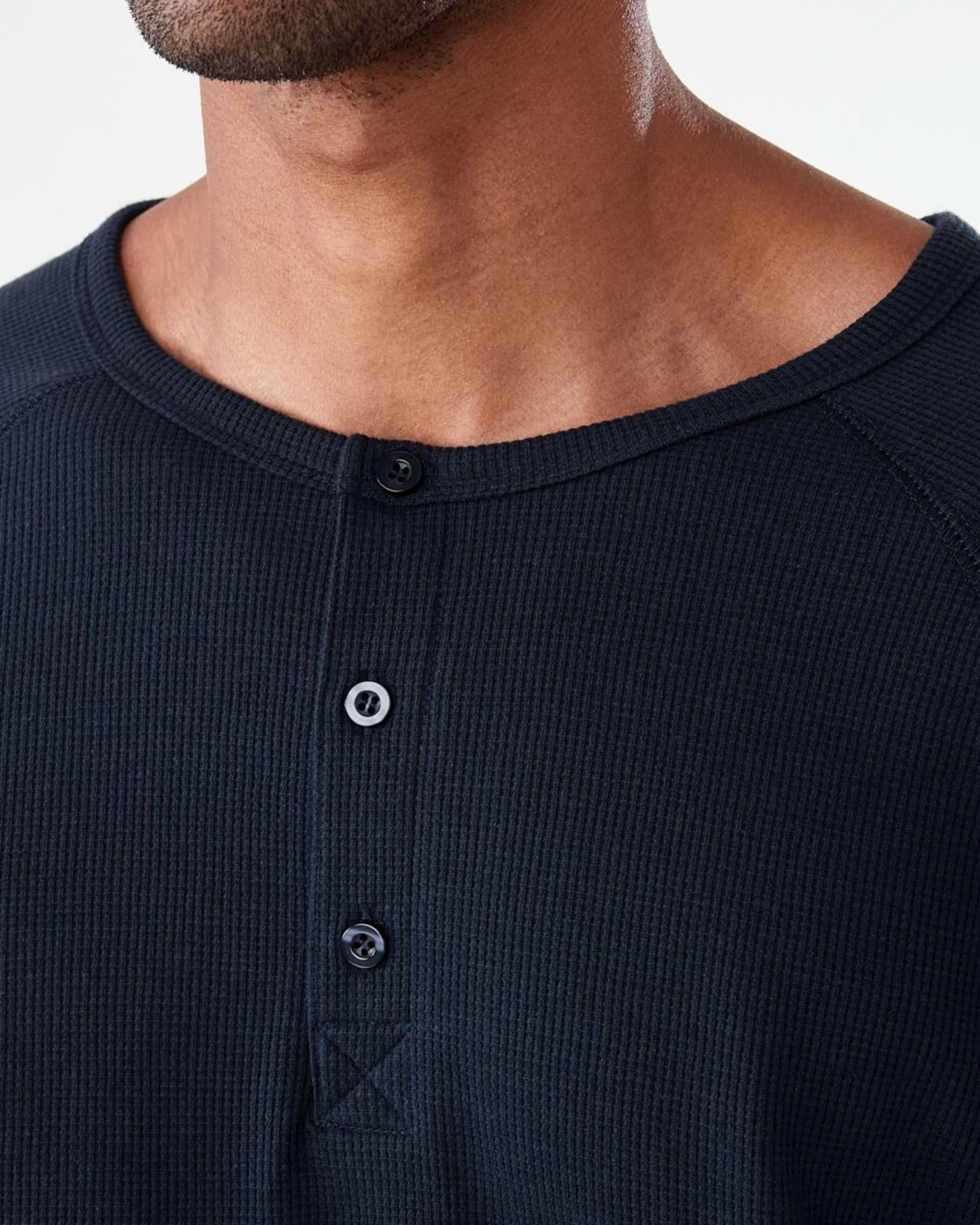 5 Waffle Henley Top Sky Cptn, 5 of 6