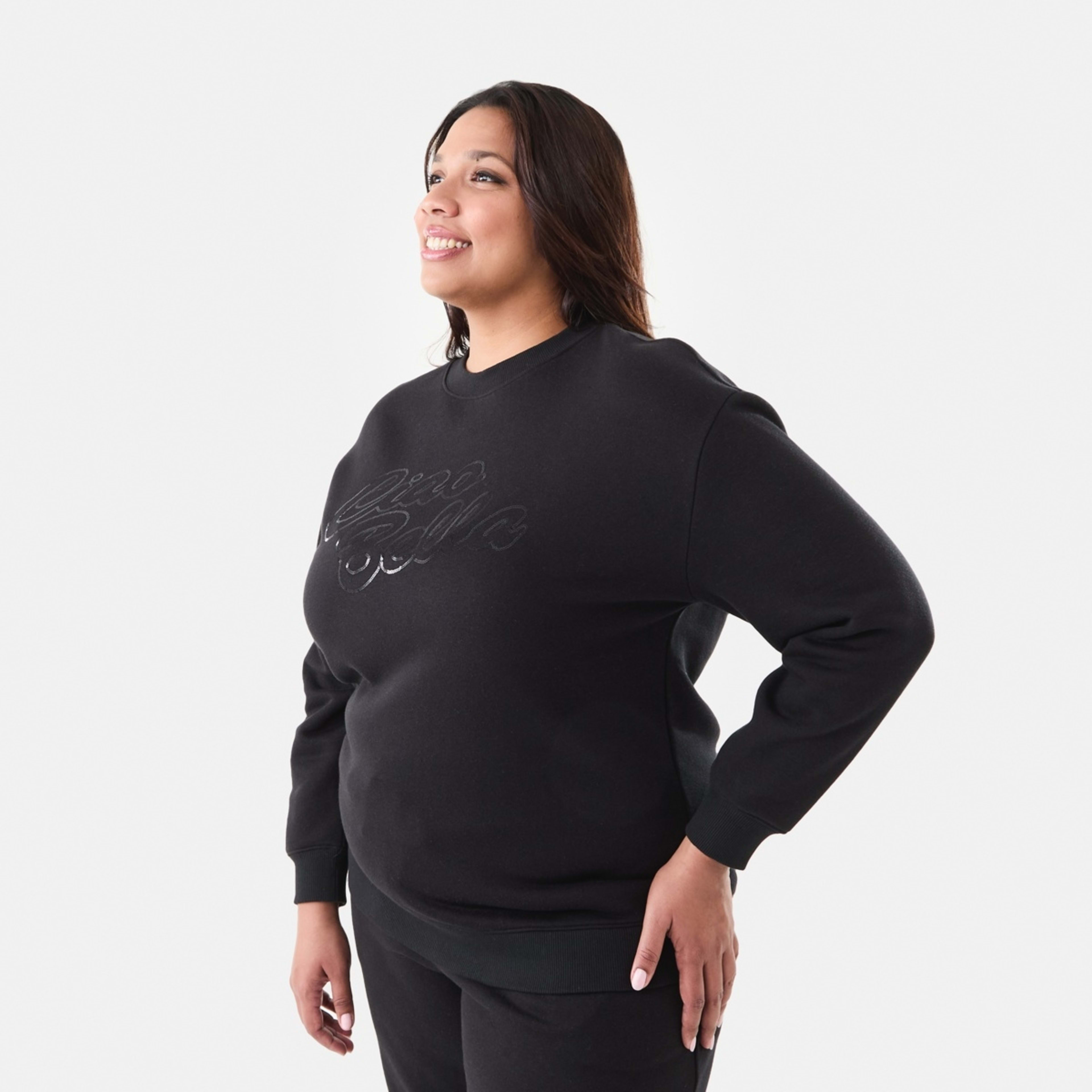 2 Curve Long Sleeve Crew Neck Sweatshirt Ciao Bella Black Sequin, 2 of 5