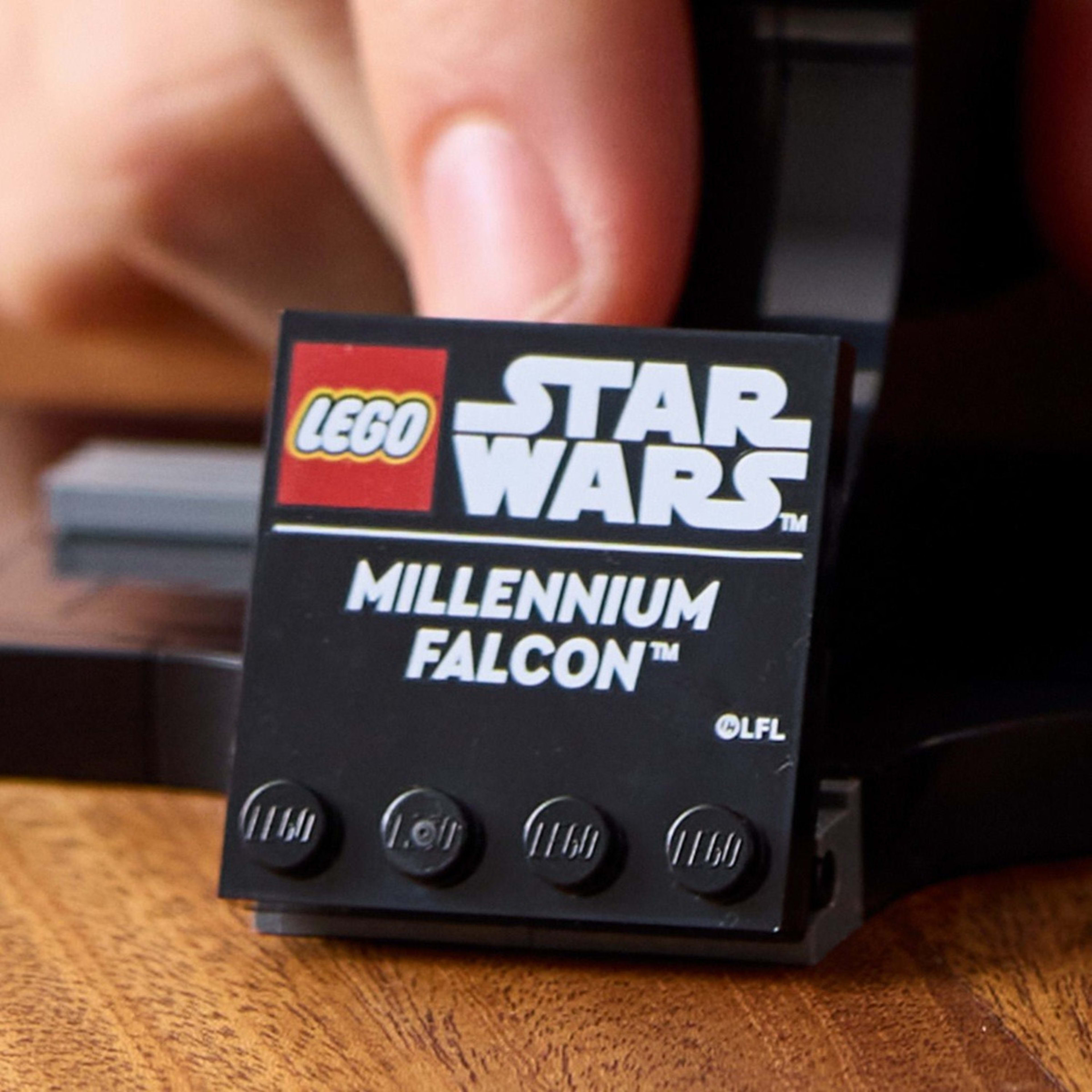 8 LEGO Star Wars Millennium Falcon 75375, 8 of 11
