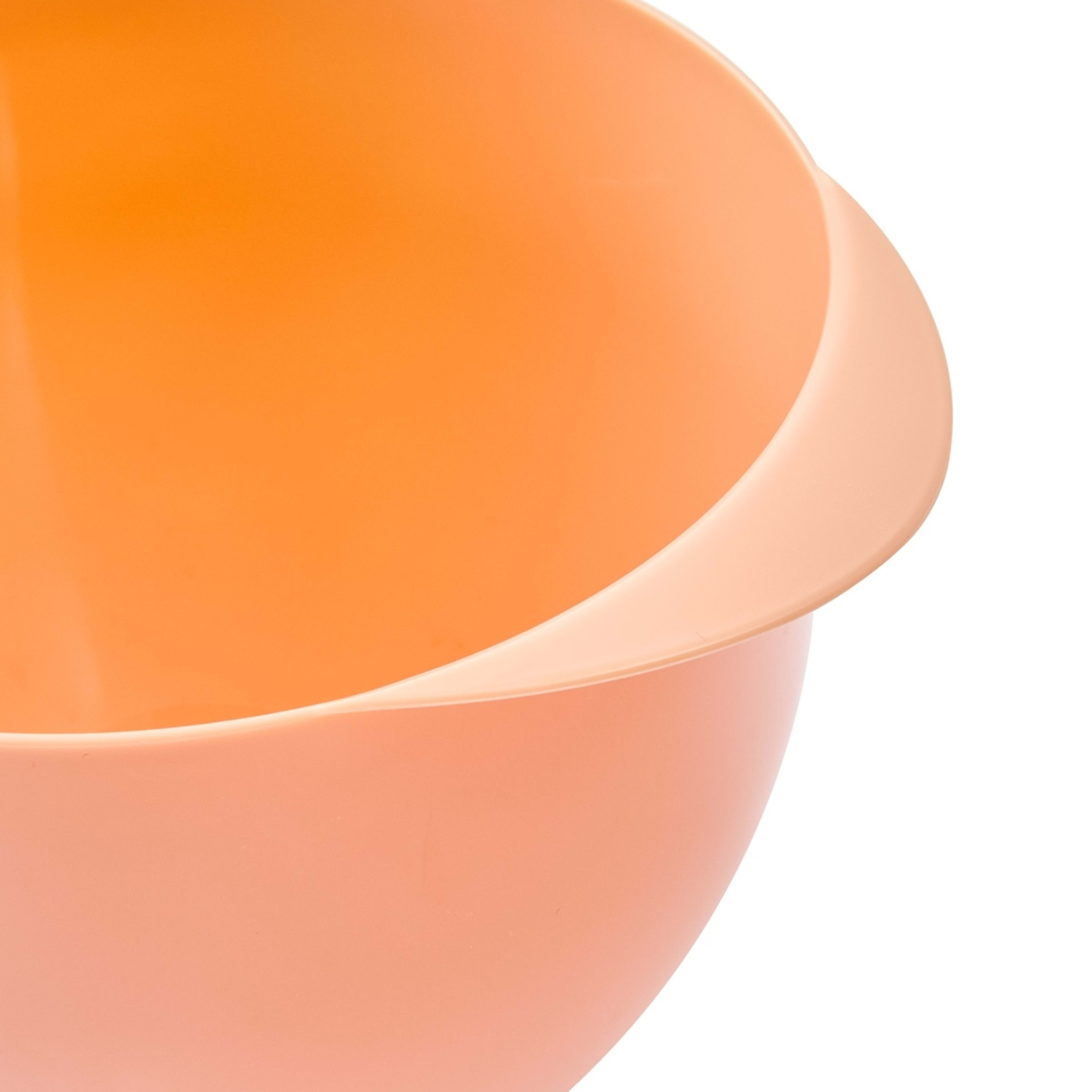 9 Set of 3 Plastic Mixing Bowls, 9 of 10