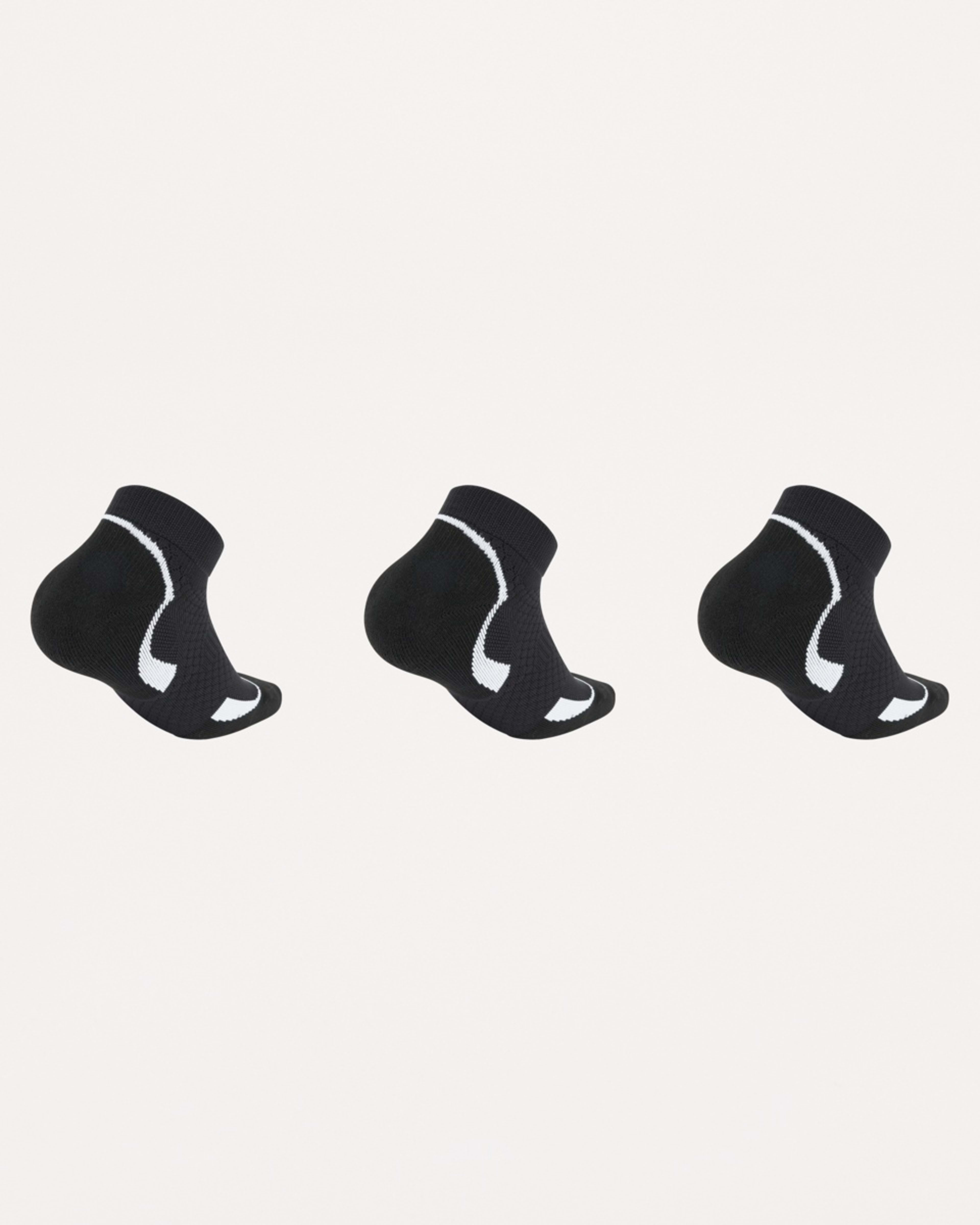 2 3 Pack Compression Low Cut Socks COMPRESSSION BLACK, 2 of 3