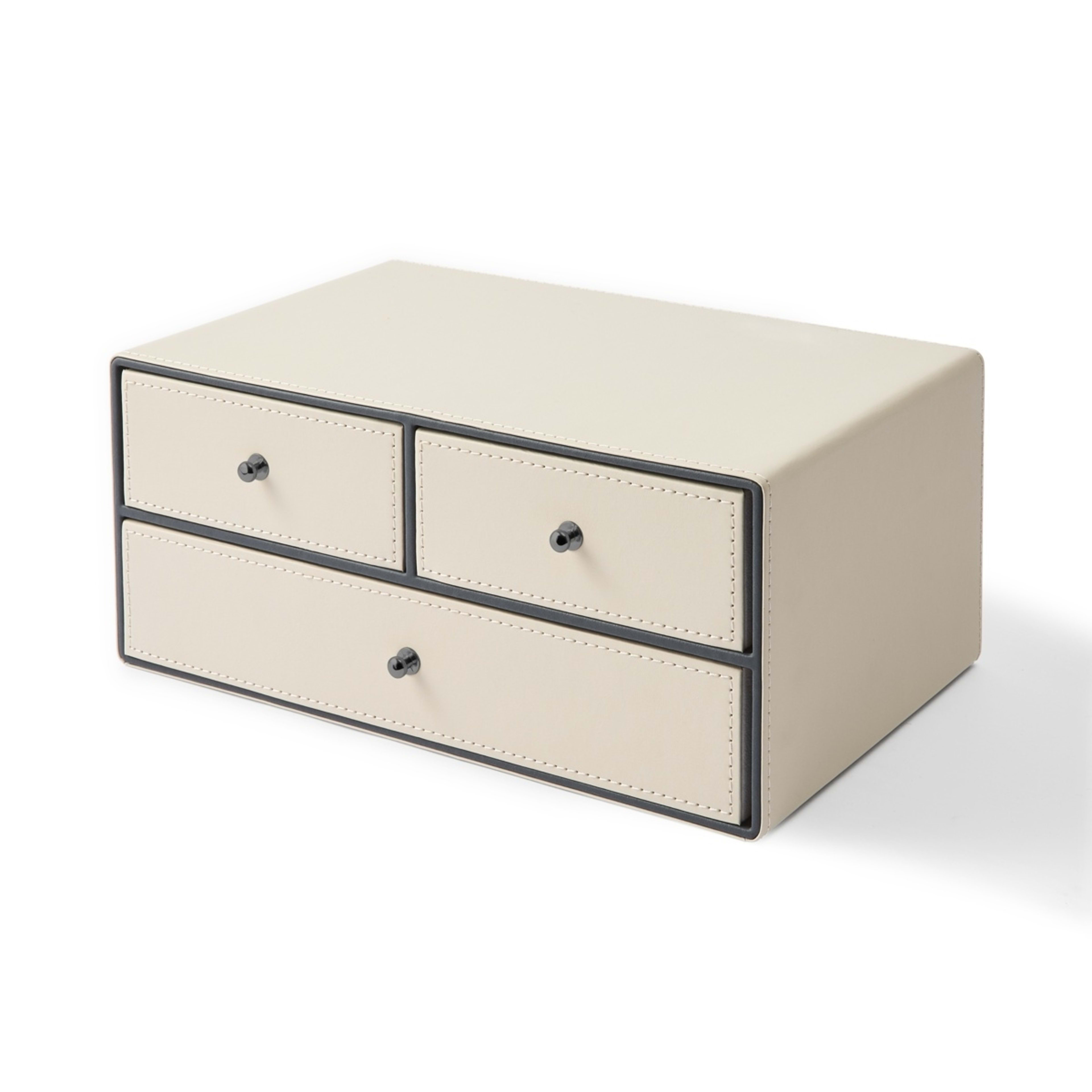 3 Lined Jewellery Box, 3 of 10