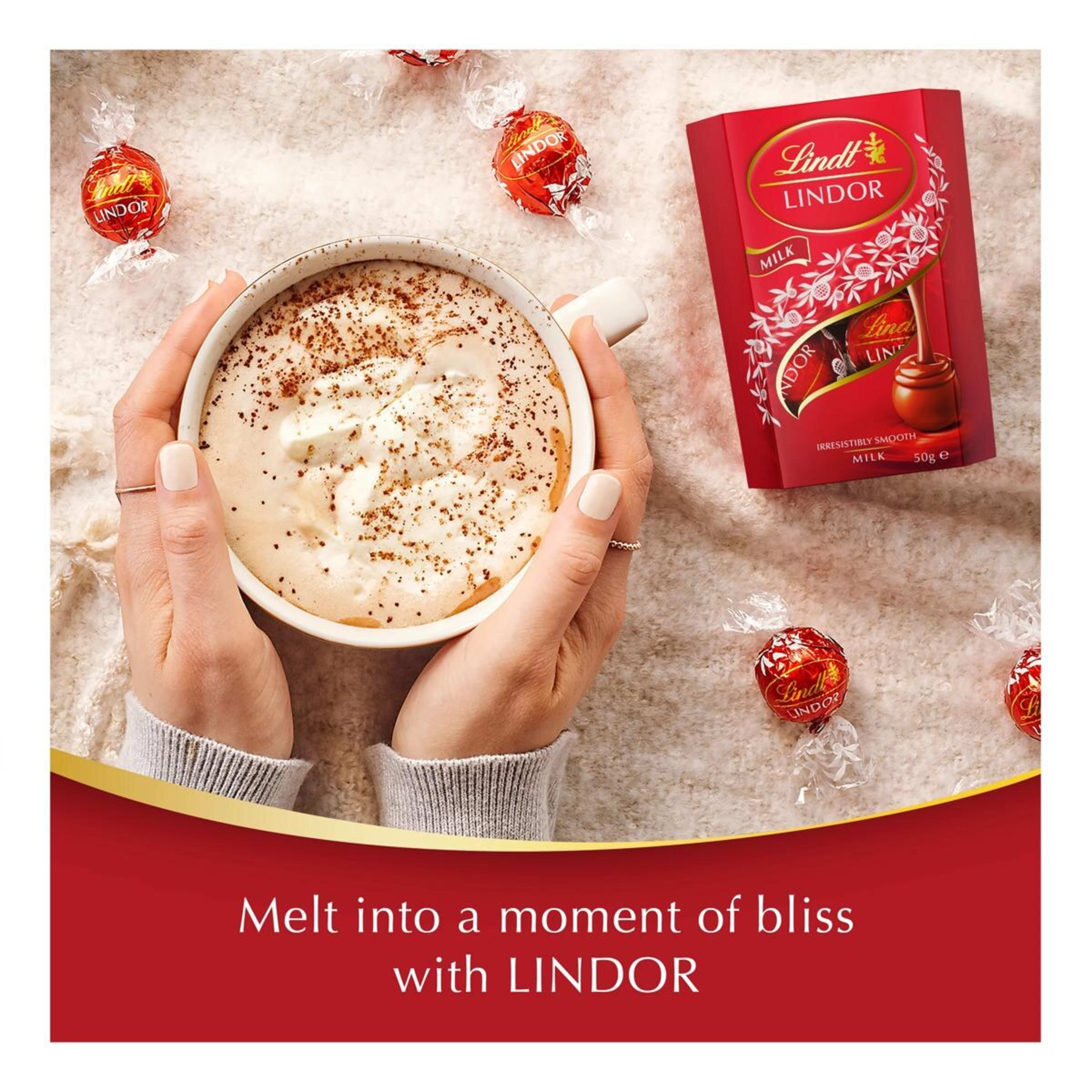 8 Lindt LINDOR Milk Chocolate Cornet 50g, 8 of 8