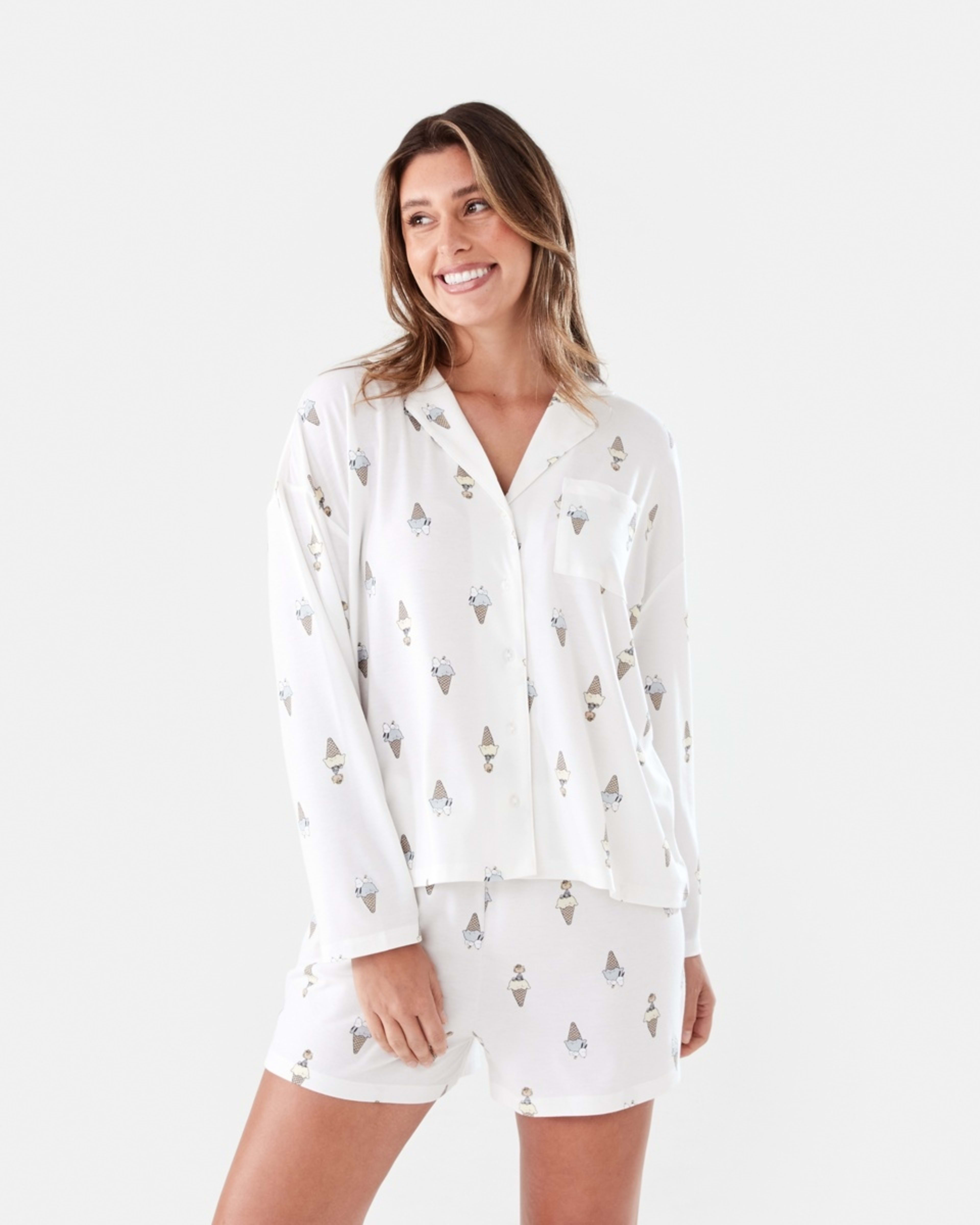 1 Snoopy License Long Sleeve Top and Shorts Comfort Pyjama Set SNOOPY ICECREAM WHITE, 1 of 8