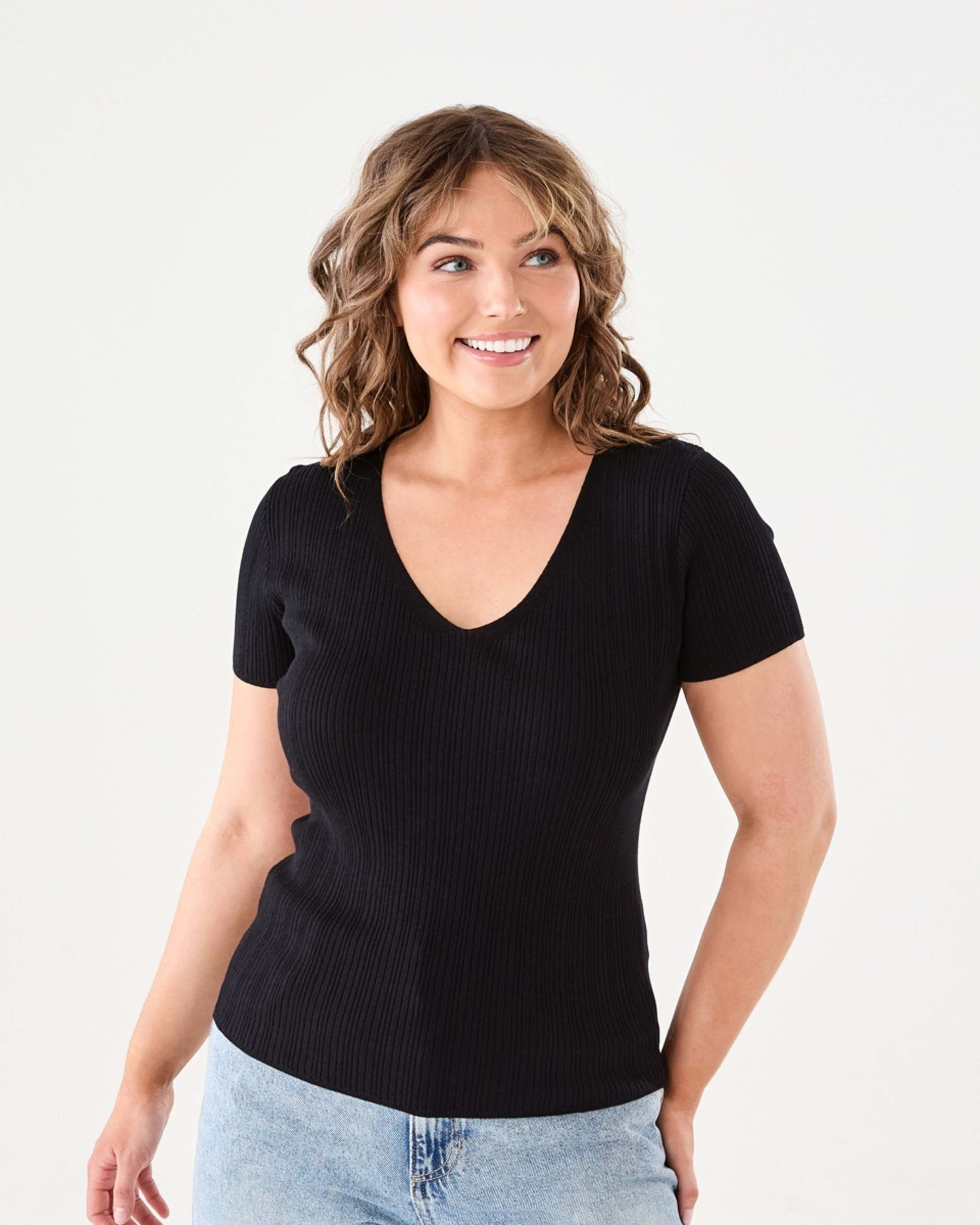 1 Short Sleeve True Knit V-Neck Rib Top BLACK