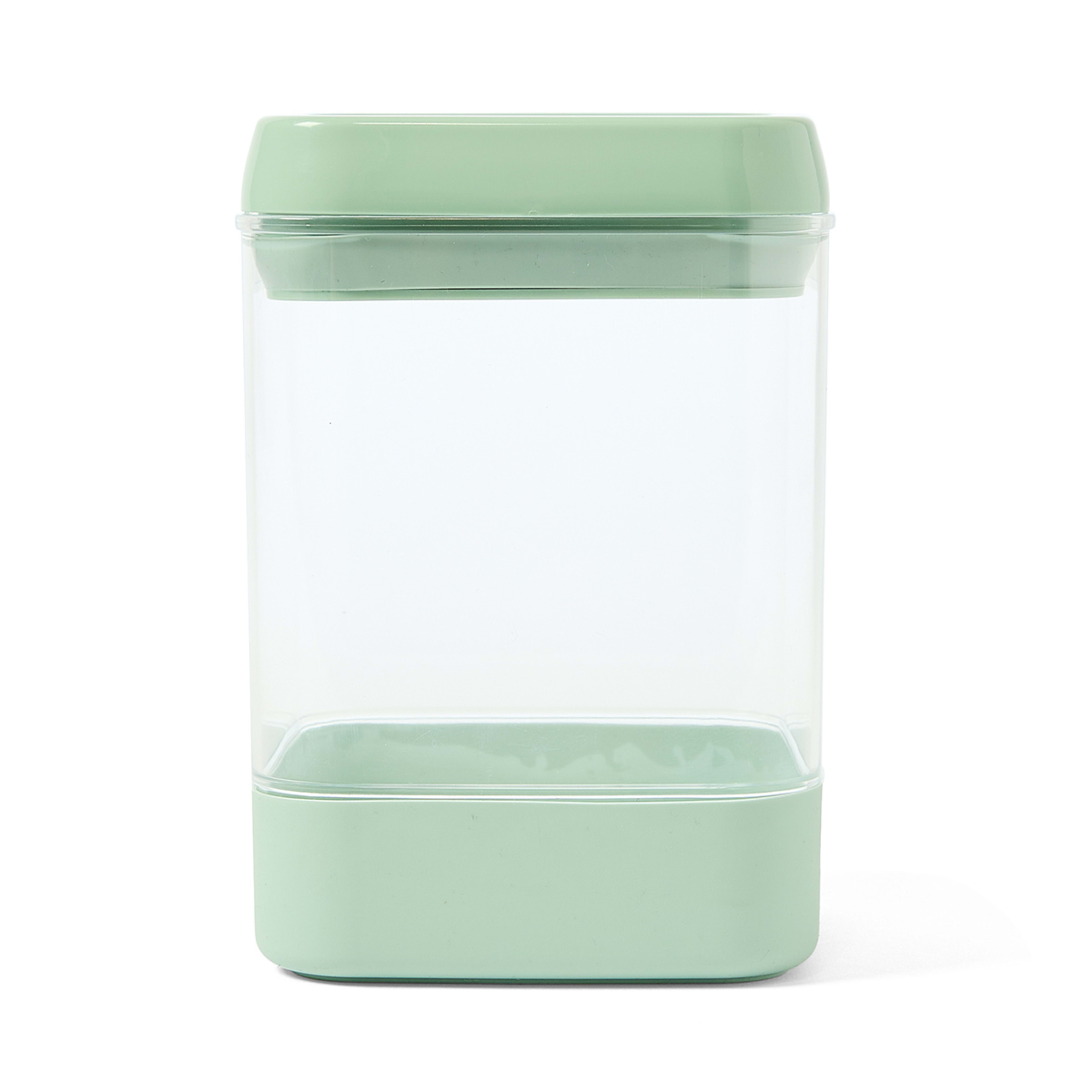 4 1.7L Flip Lock Container with Silicone Base, 4 of 7