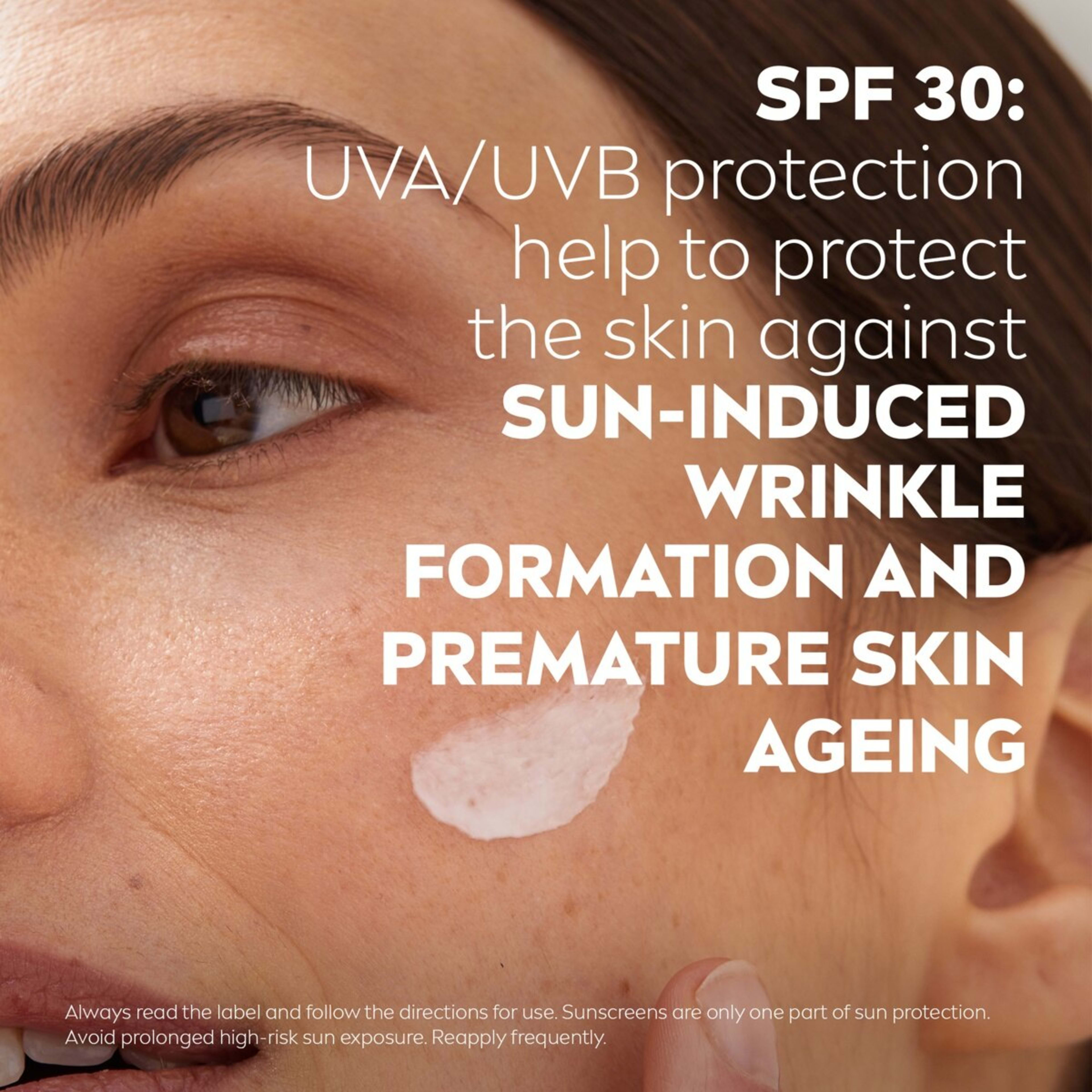 6 Nivea Nourishing Day Cream SPF 30 50ml - Natural Almond Oil, 6 of 9