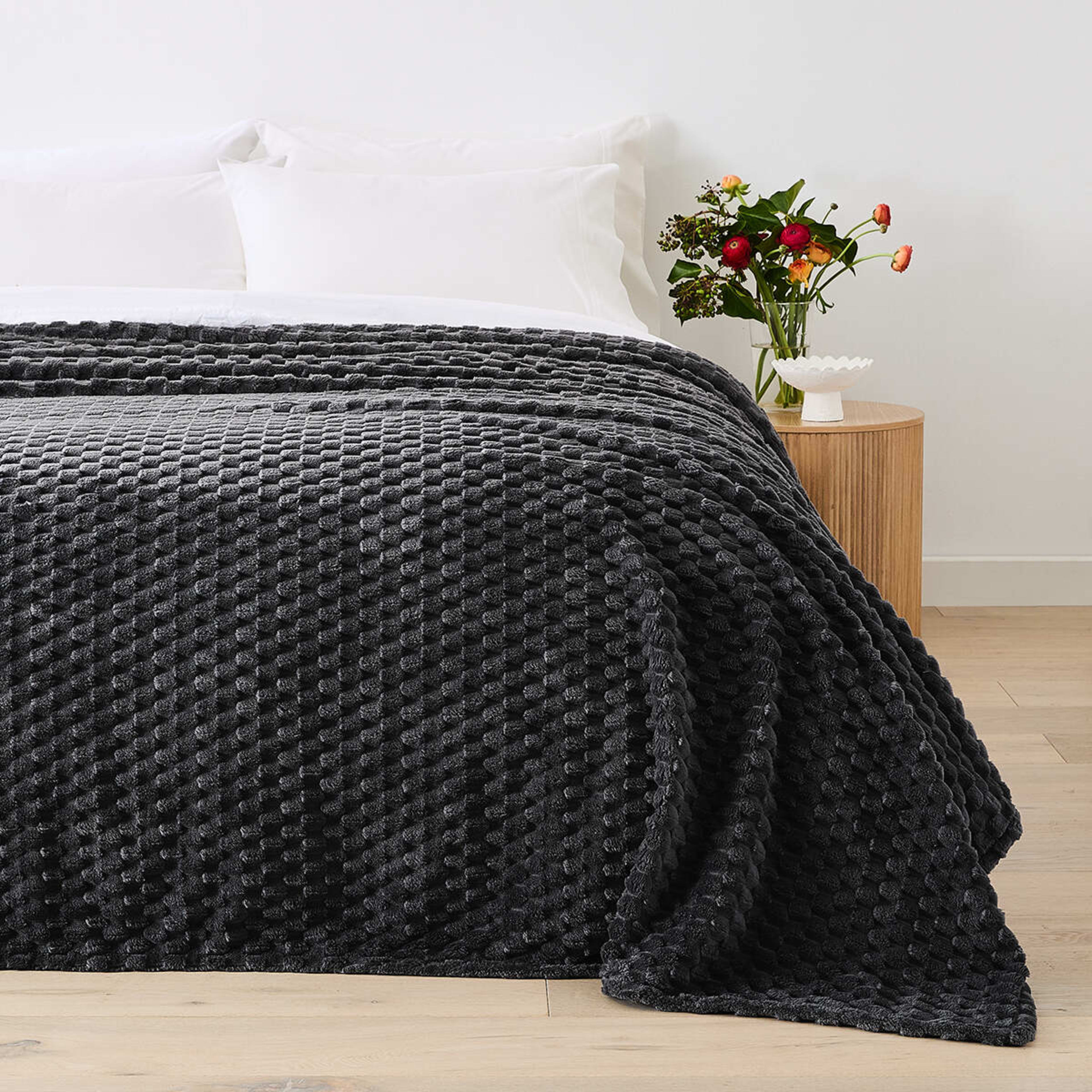 2 Soft Jacquard Blanket - Double/Queen Bed, Charcoal, 2 of 6