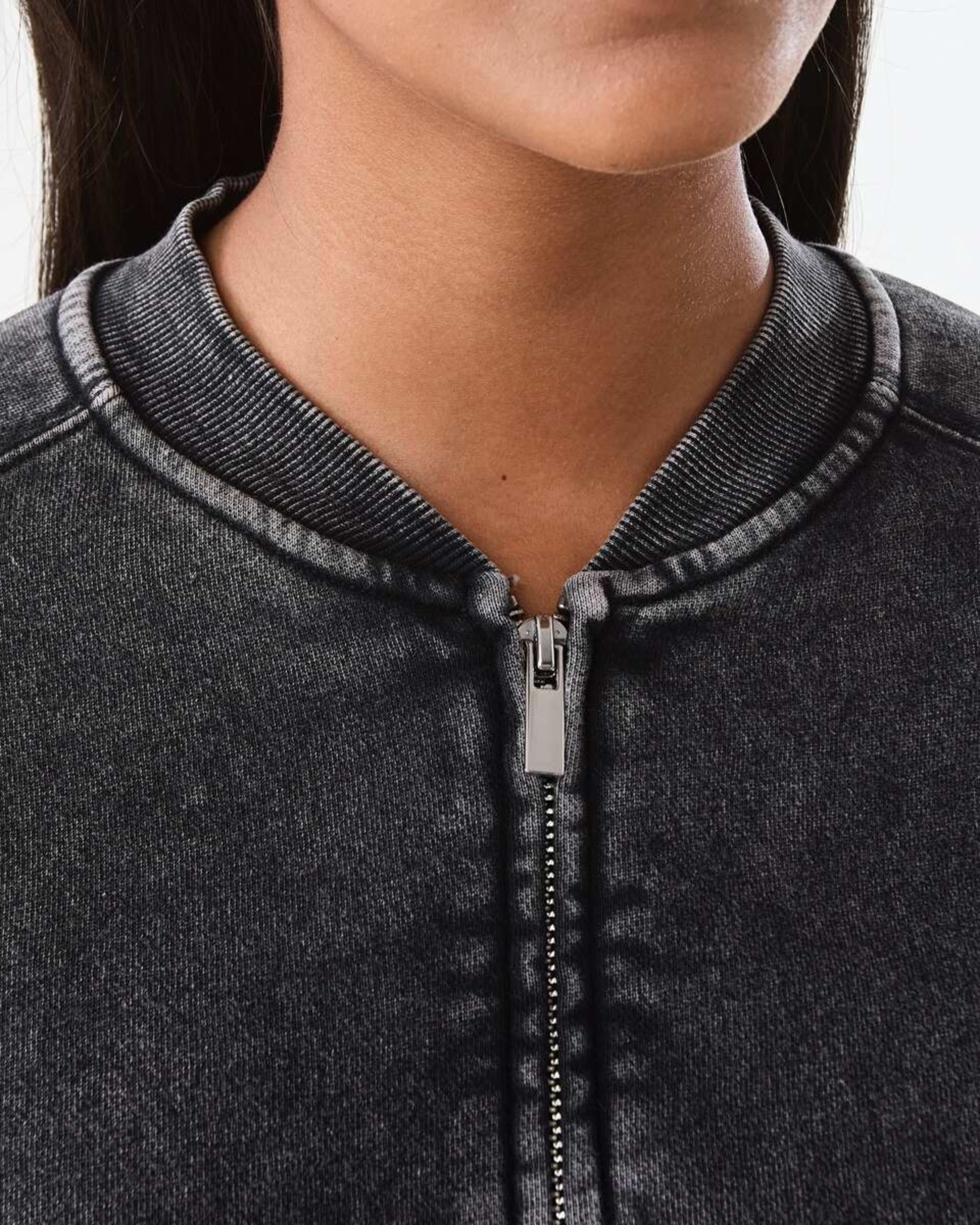 6 Washed Bomber Jacket Black, 6 of 7