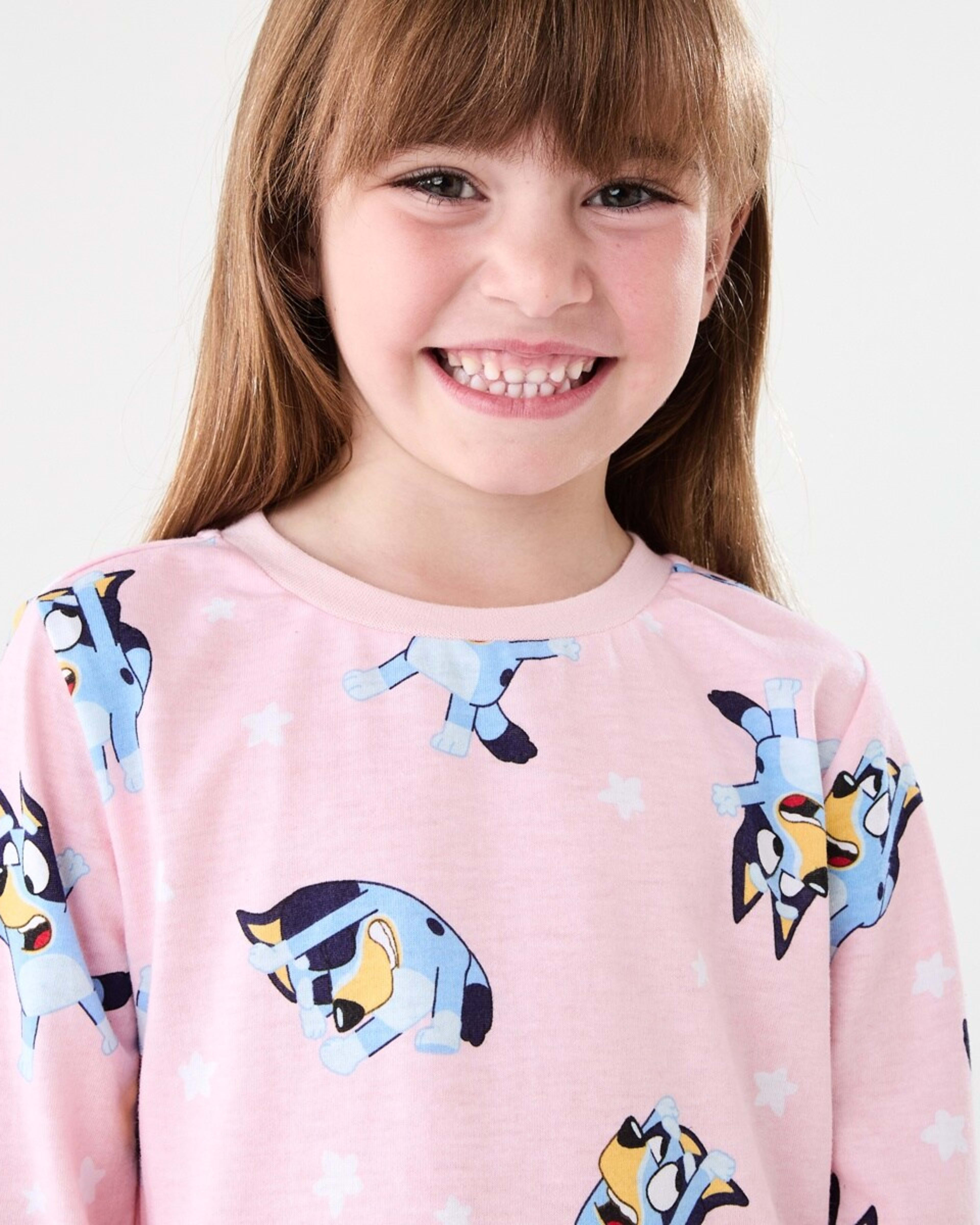 3 Bluey License Knit Pyjama Set Bluey, 3 of 6