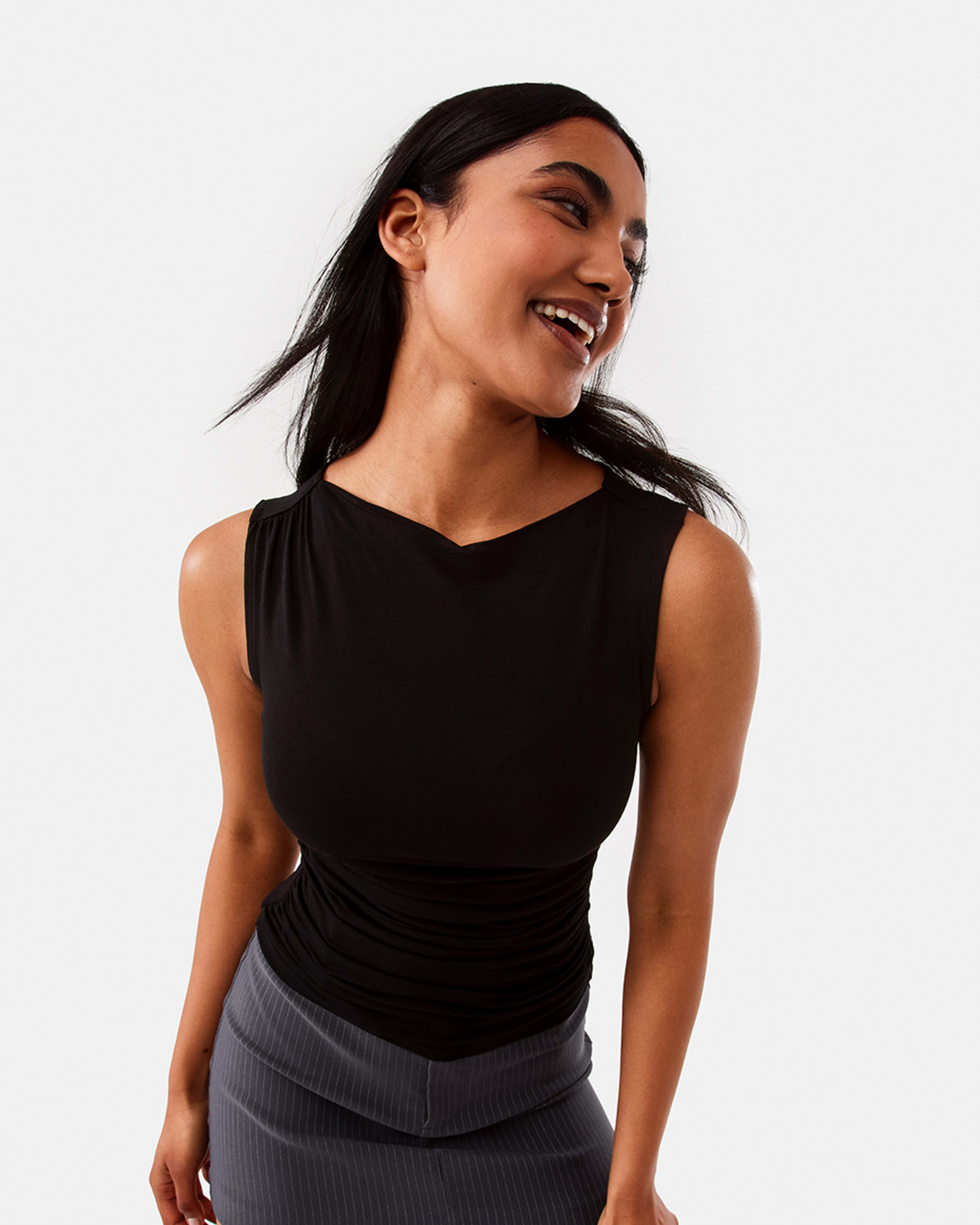 1 Sleeveless Ruched Top Black, 1 of 9